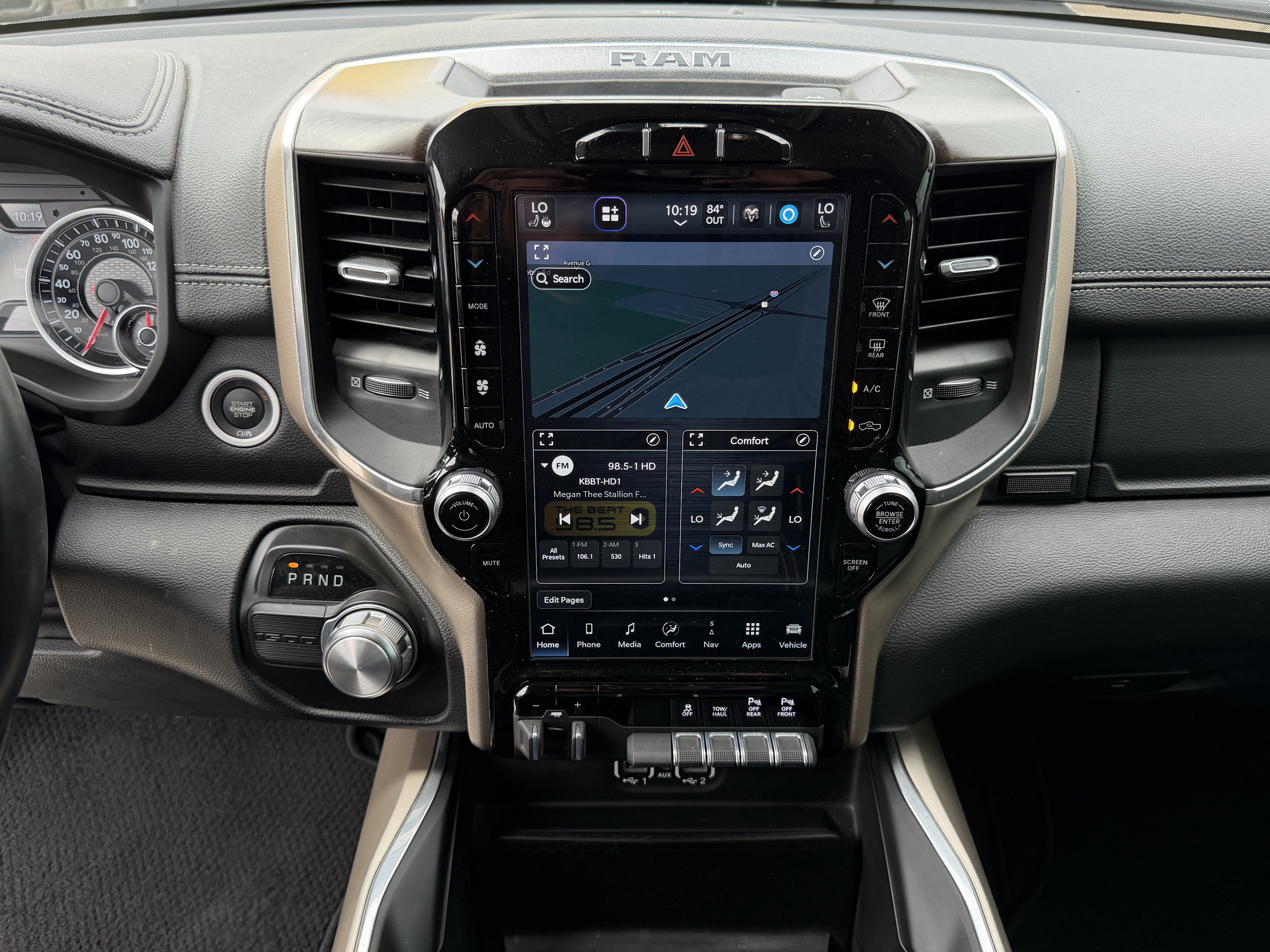 2022 RAM 1500 Laramie