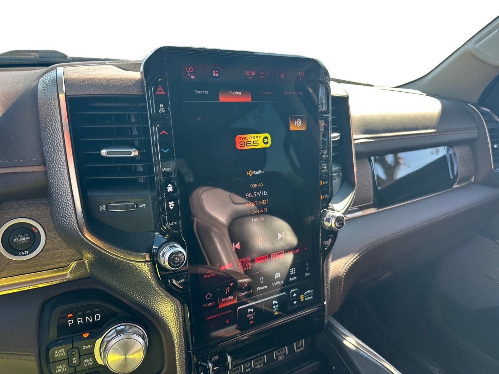 2025 RAM 1500 Limited