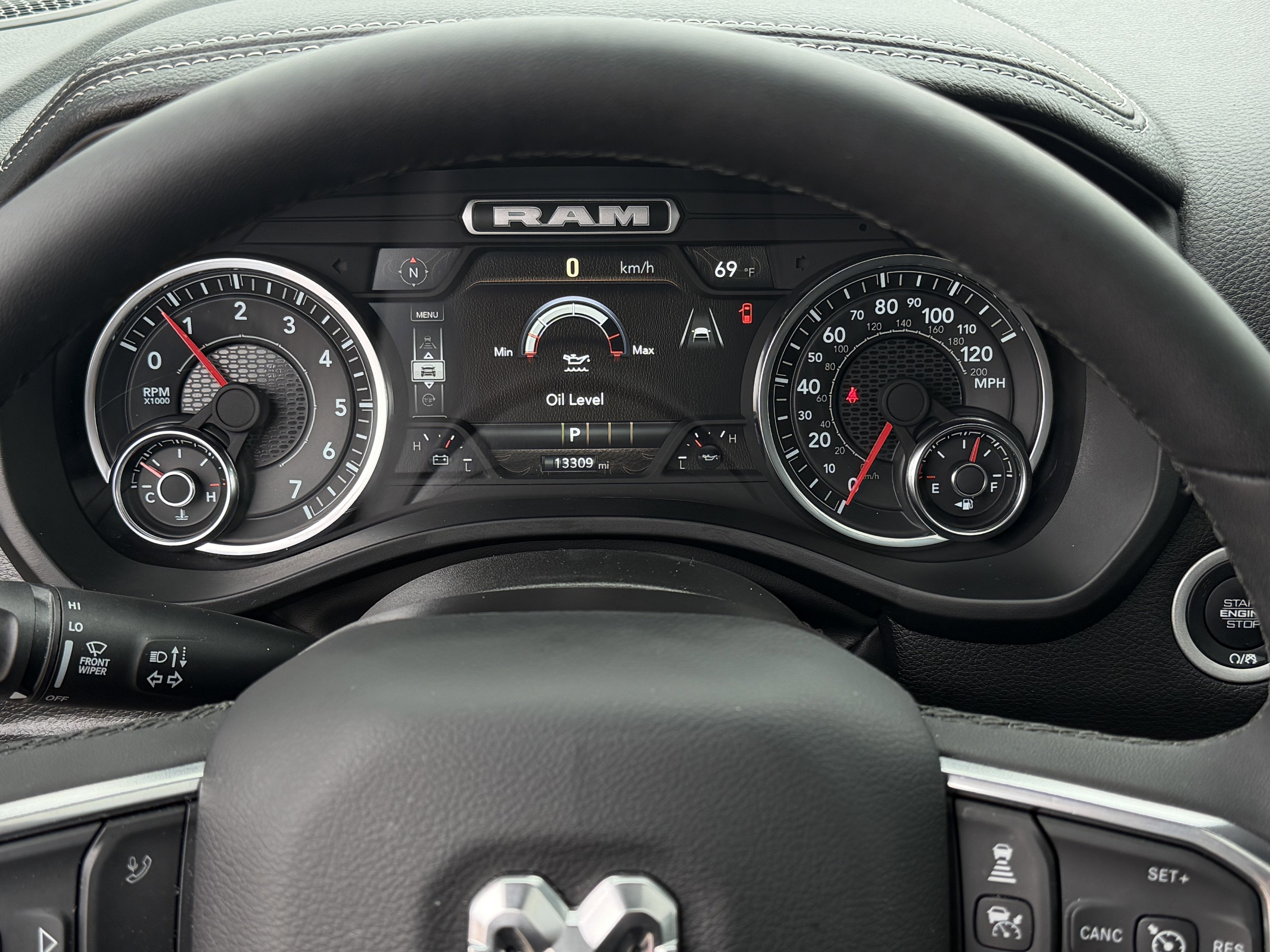 2025 RAM 1500 Laramie