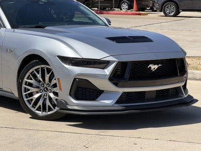 2025 Ford Mustang Base