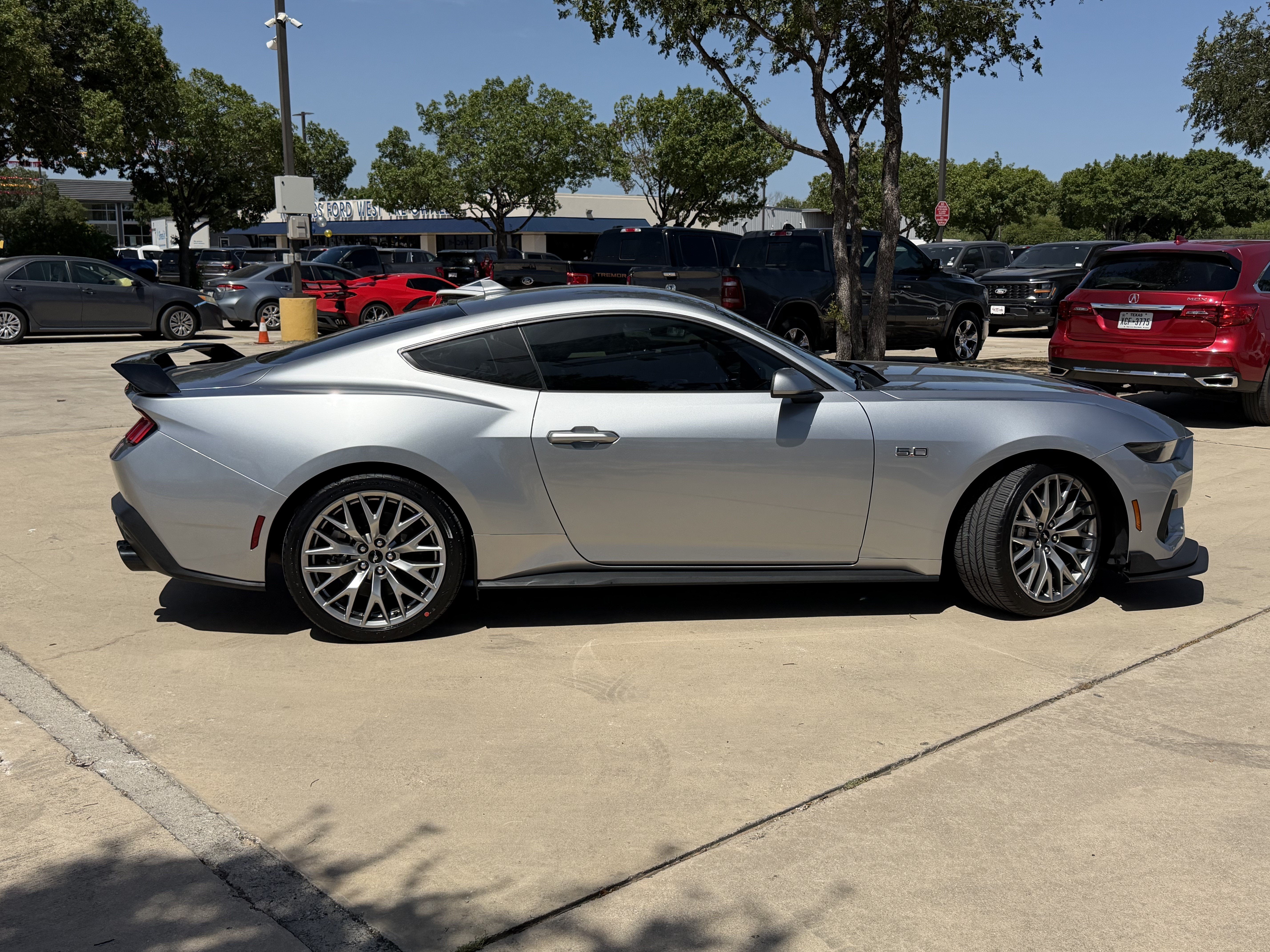 2025 Ford Mustang Base