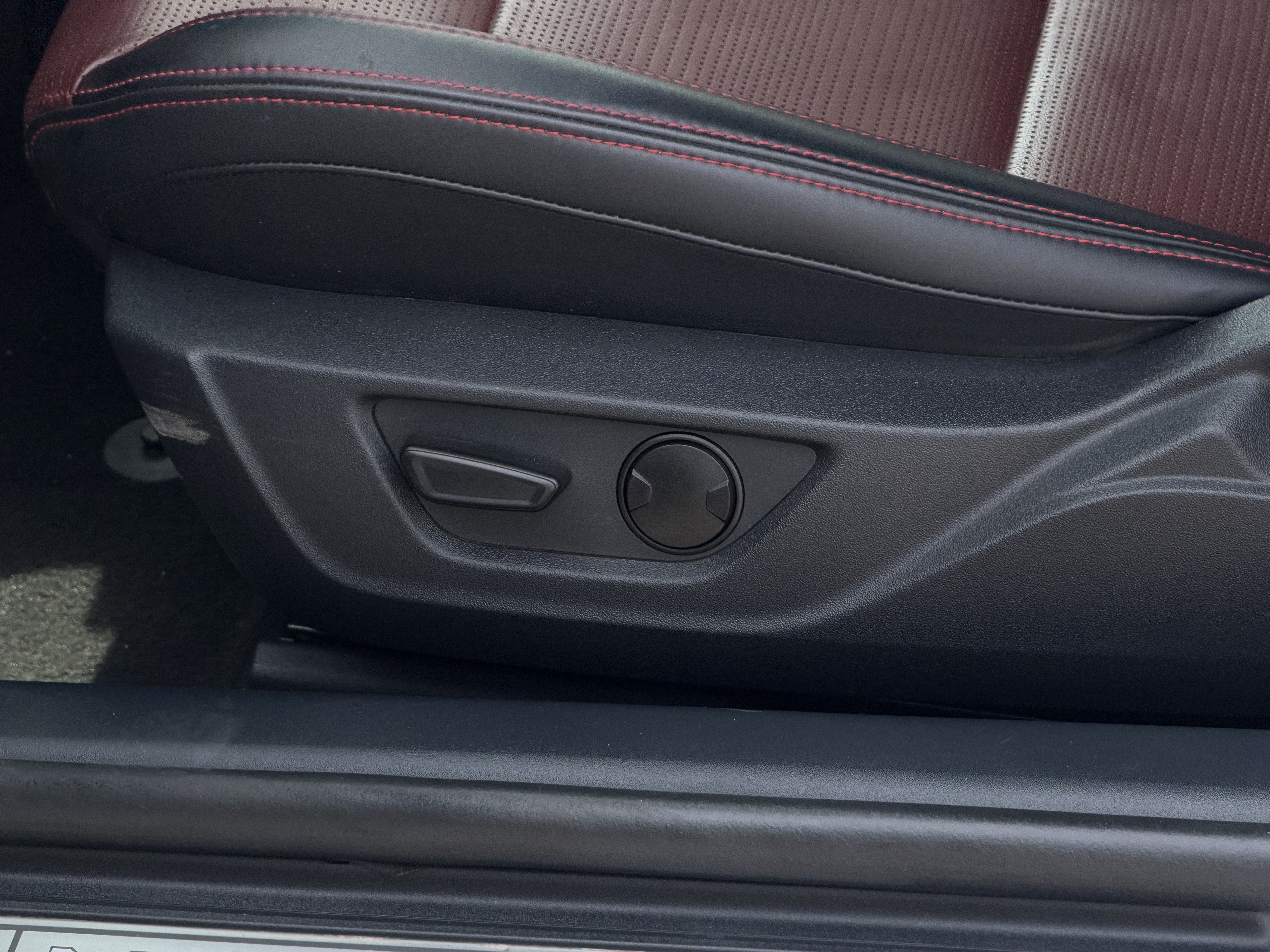 2024 Ford Mustang Base