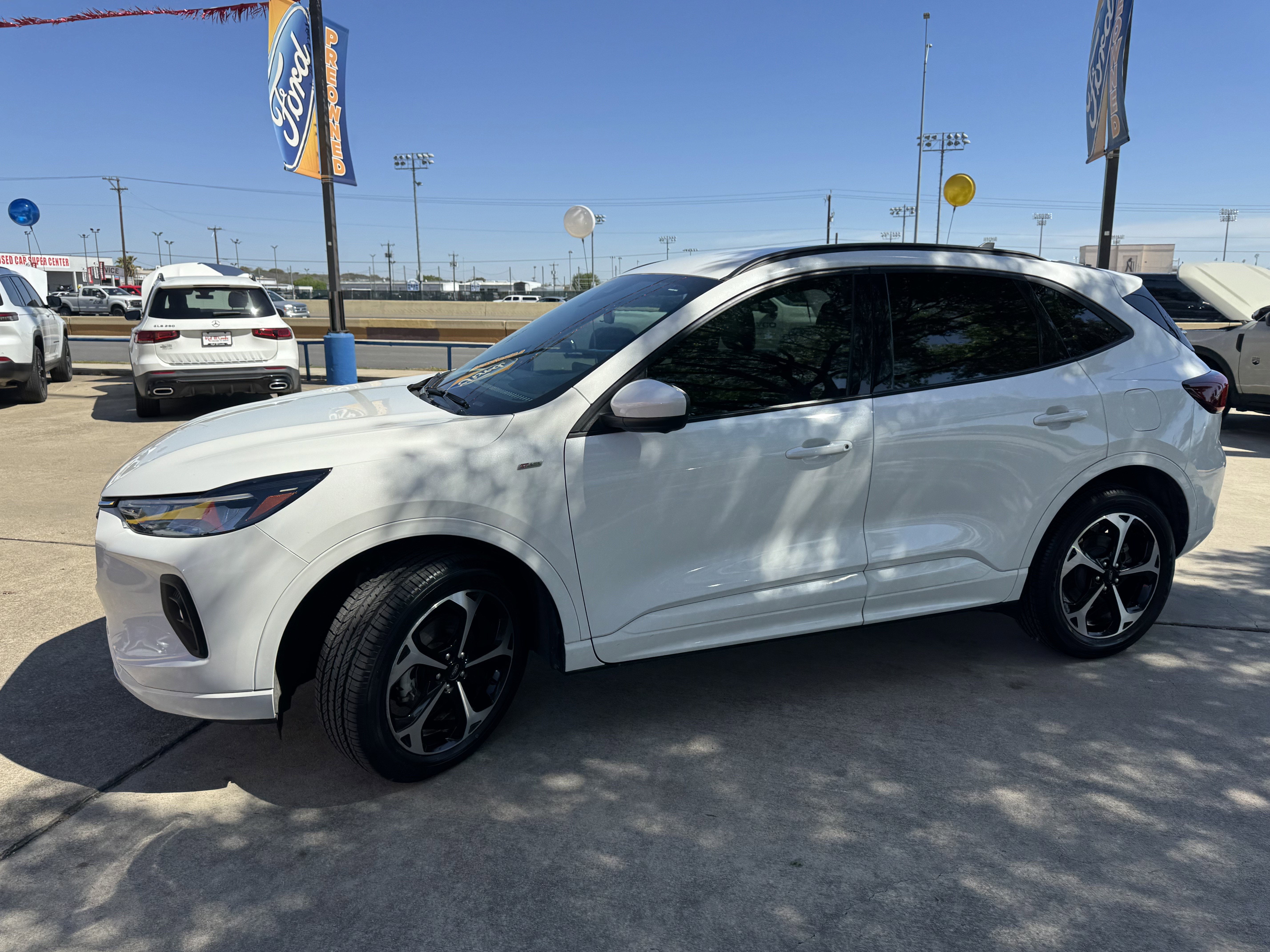 2023 Ford Escape ST-Line Select