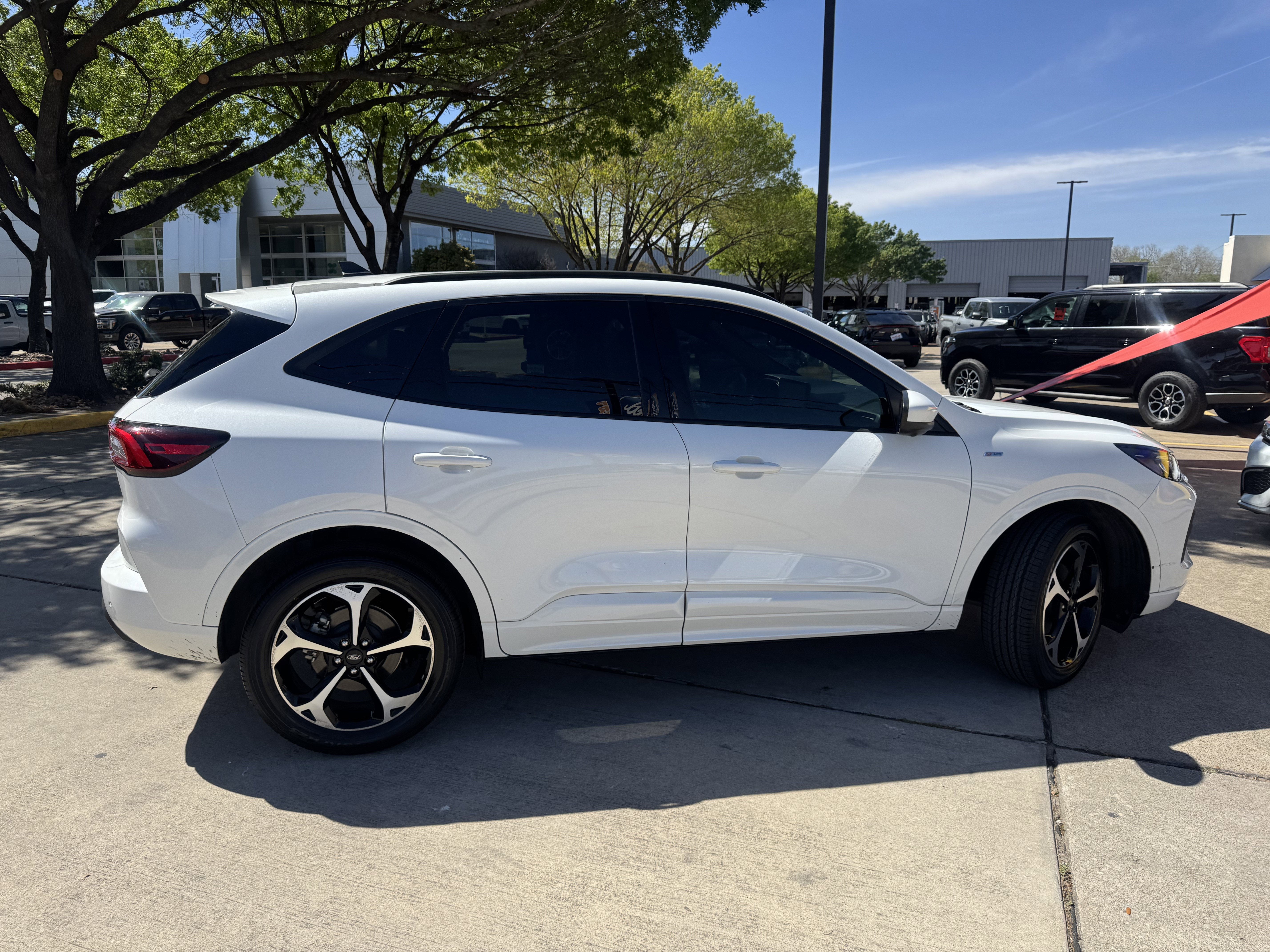 2023 Ford Escape ST-Line Select