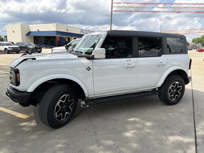2022 Ford Bronco Outer Banks