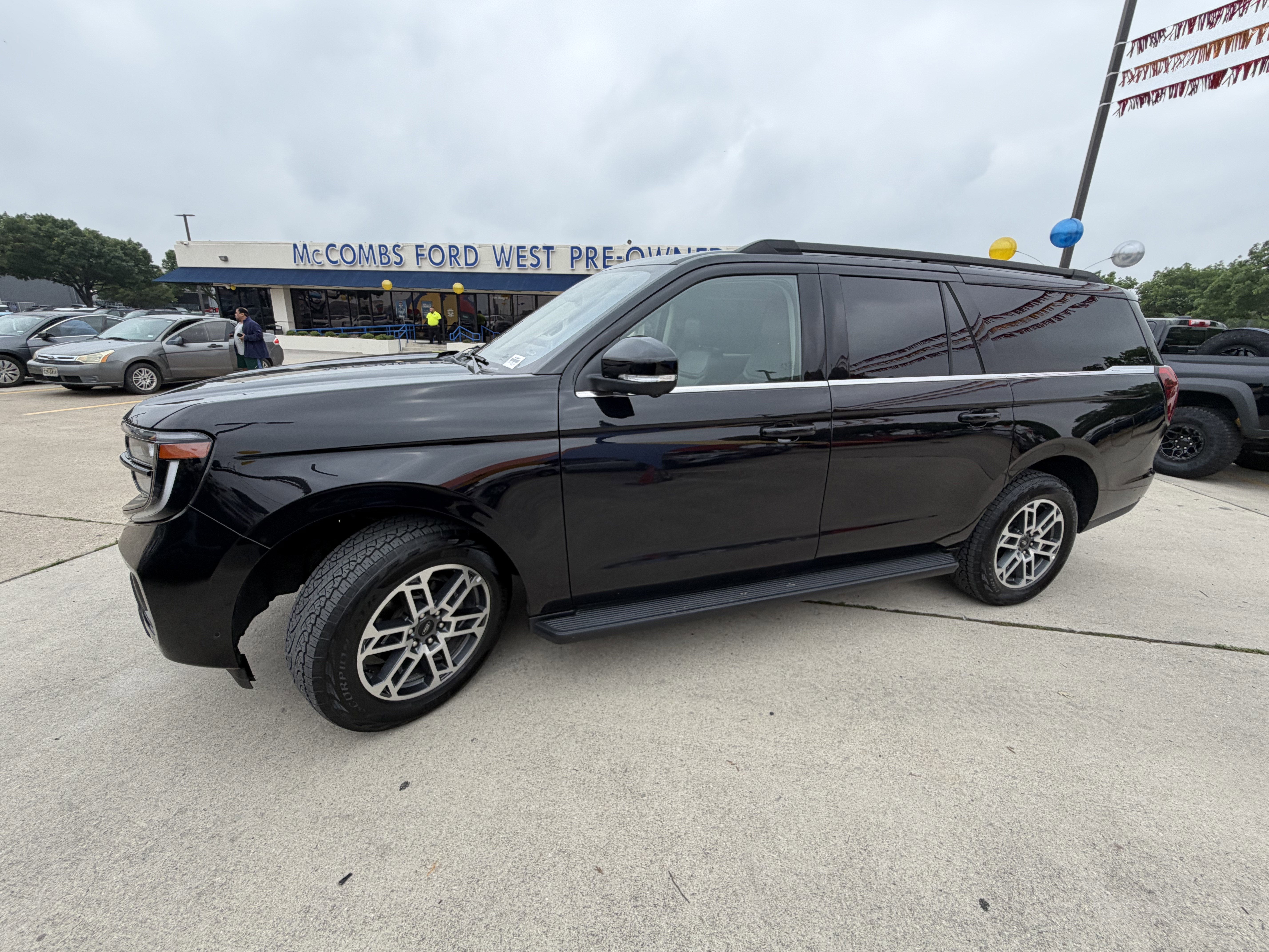 2025 Ford Expedition Max Active