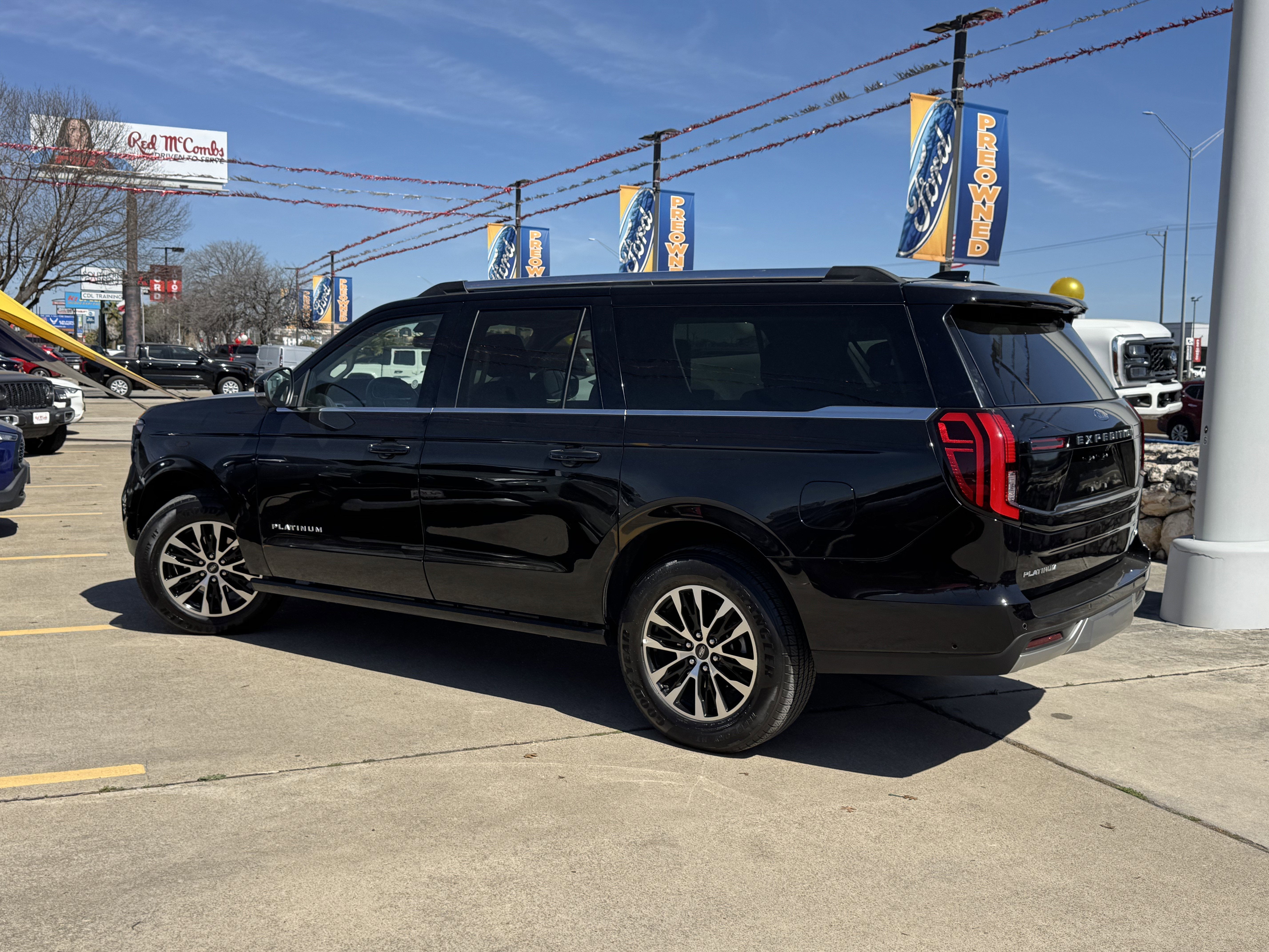 2025 Ford Expedition MAX Platinum