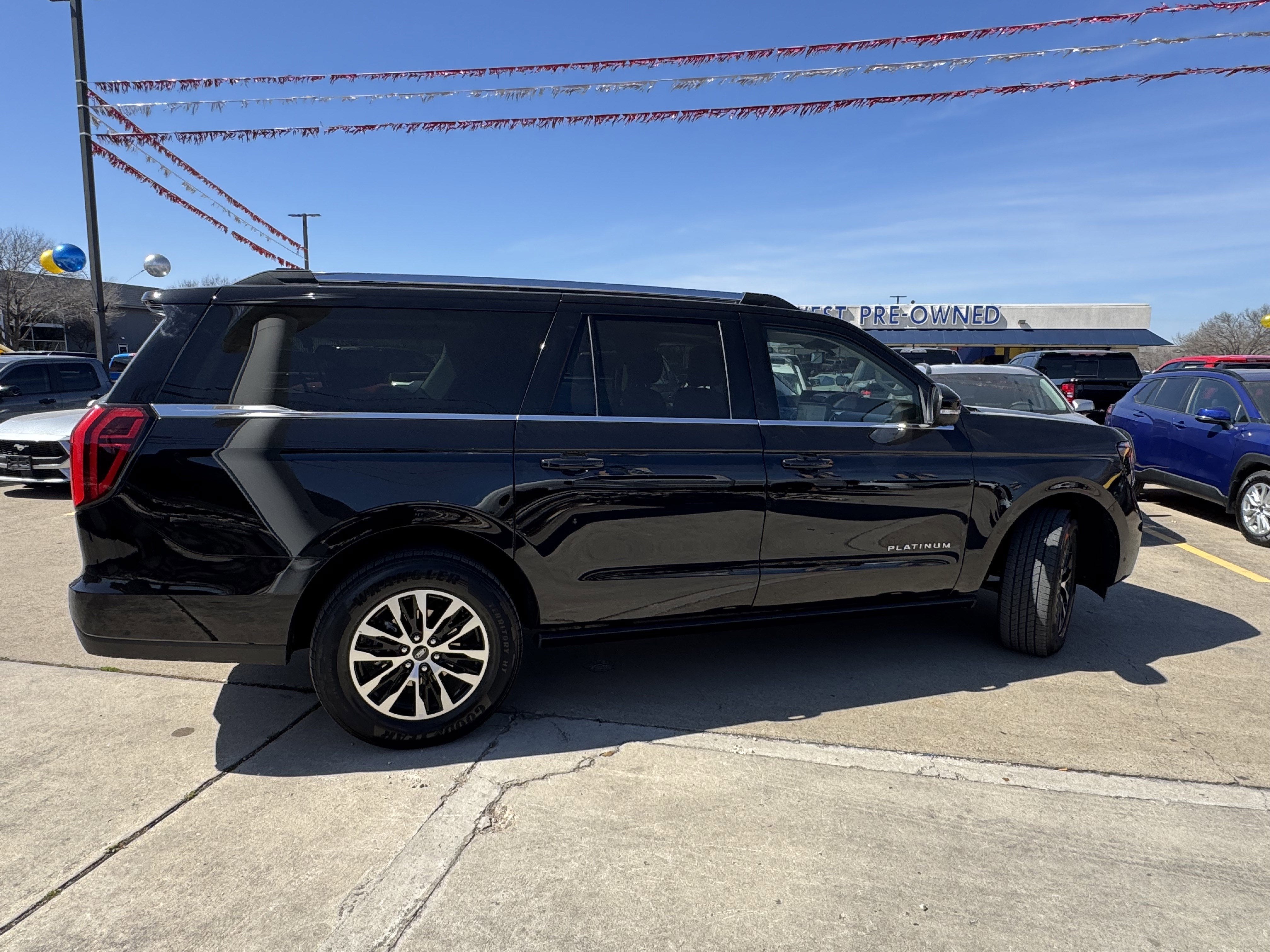 2025 Ford Expedition MAX Platinum