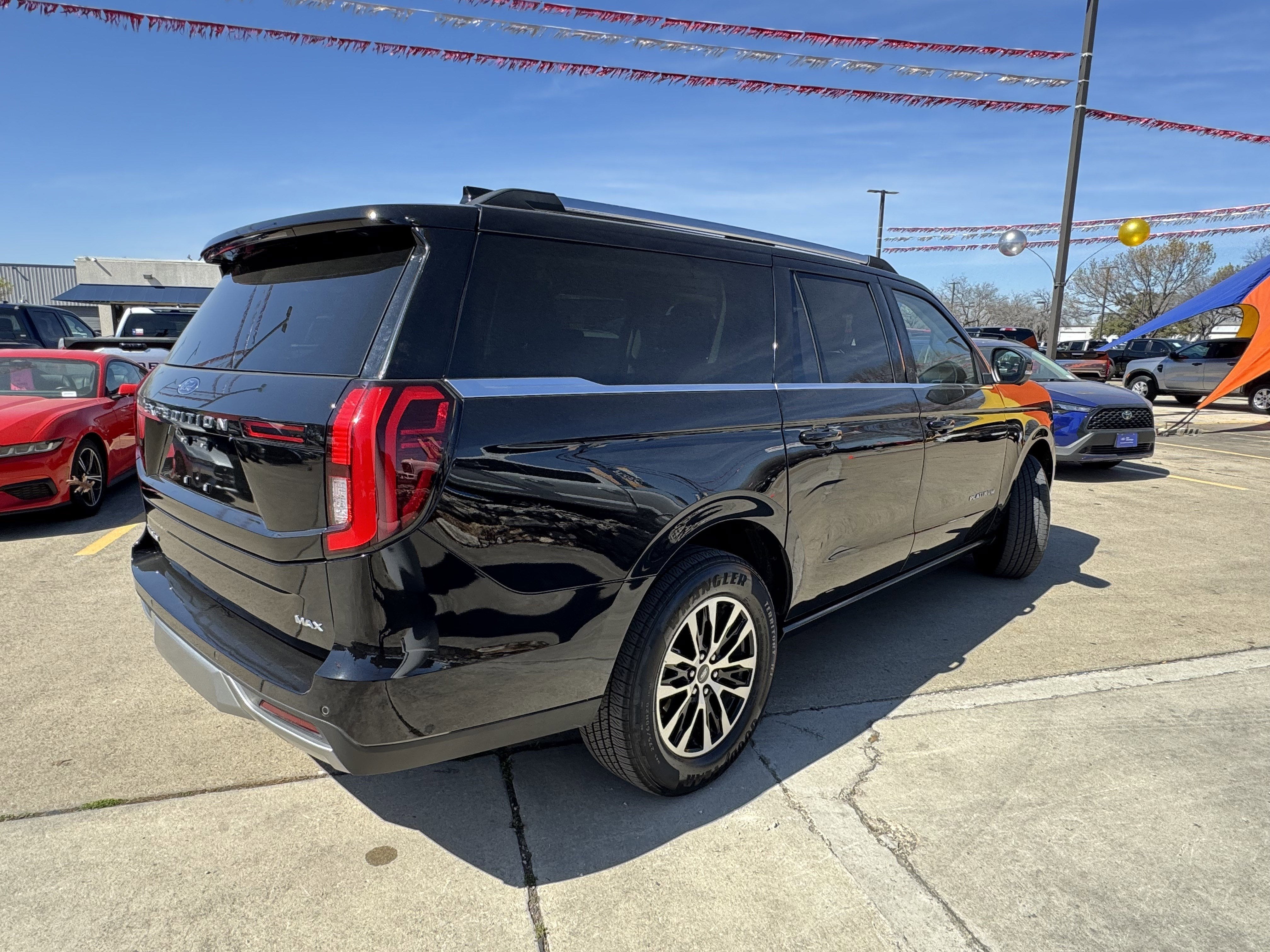 2025 Ford Expedition MAX Platinum