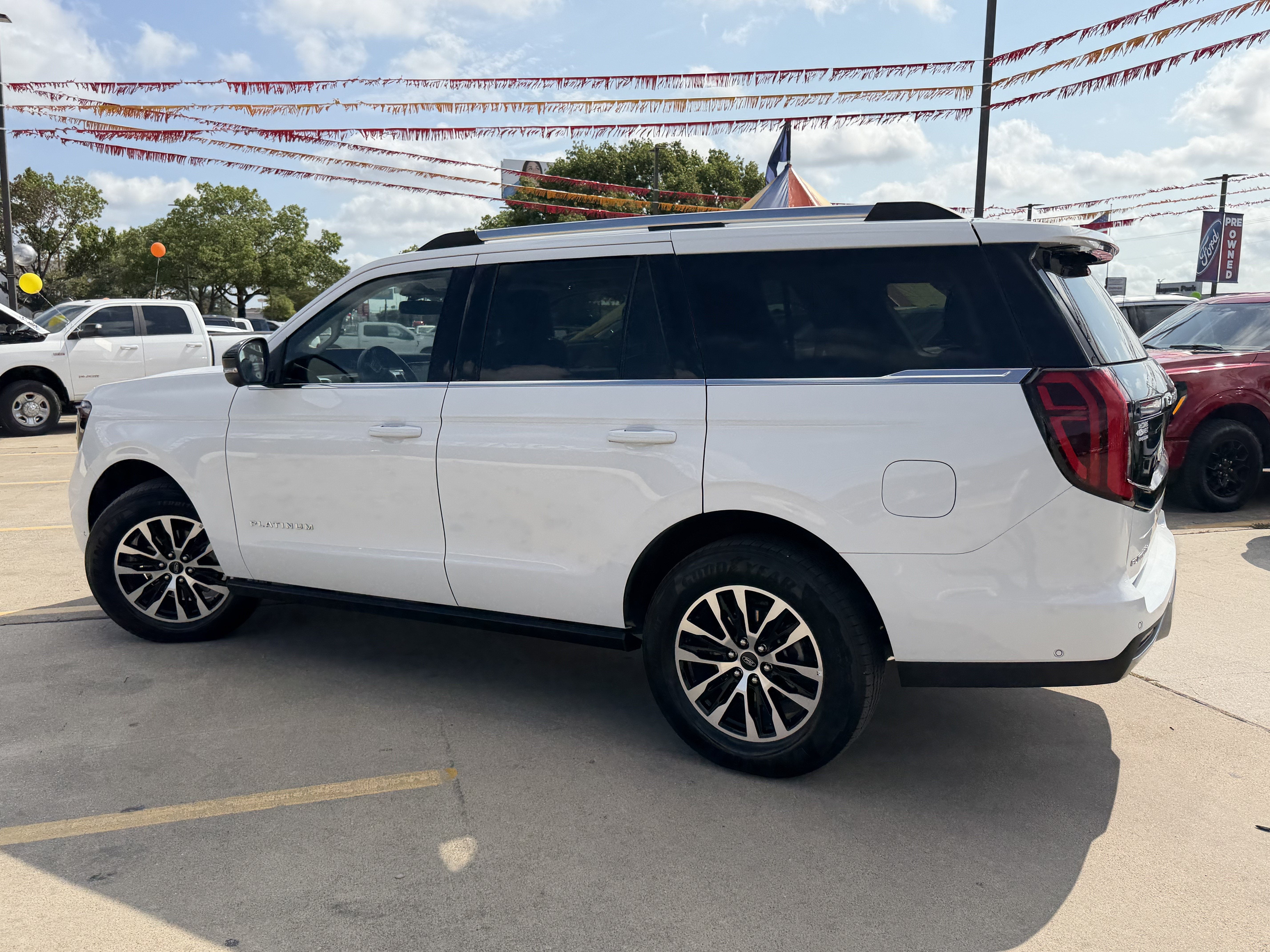 2025 Ford Expedition Platinum