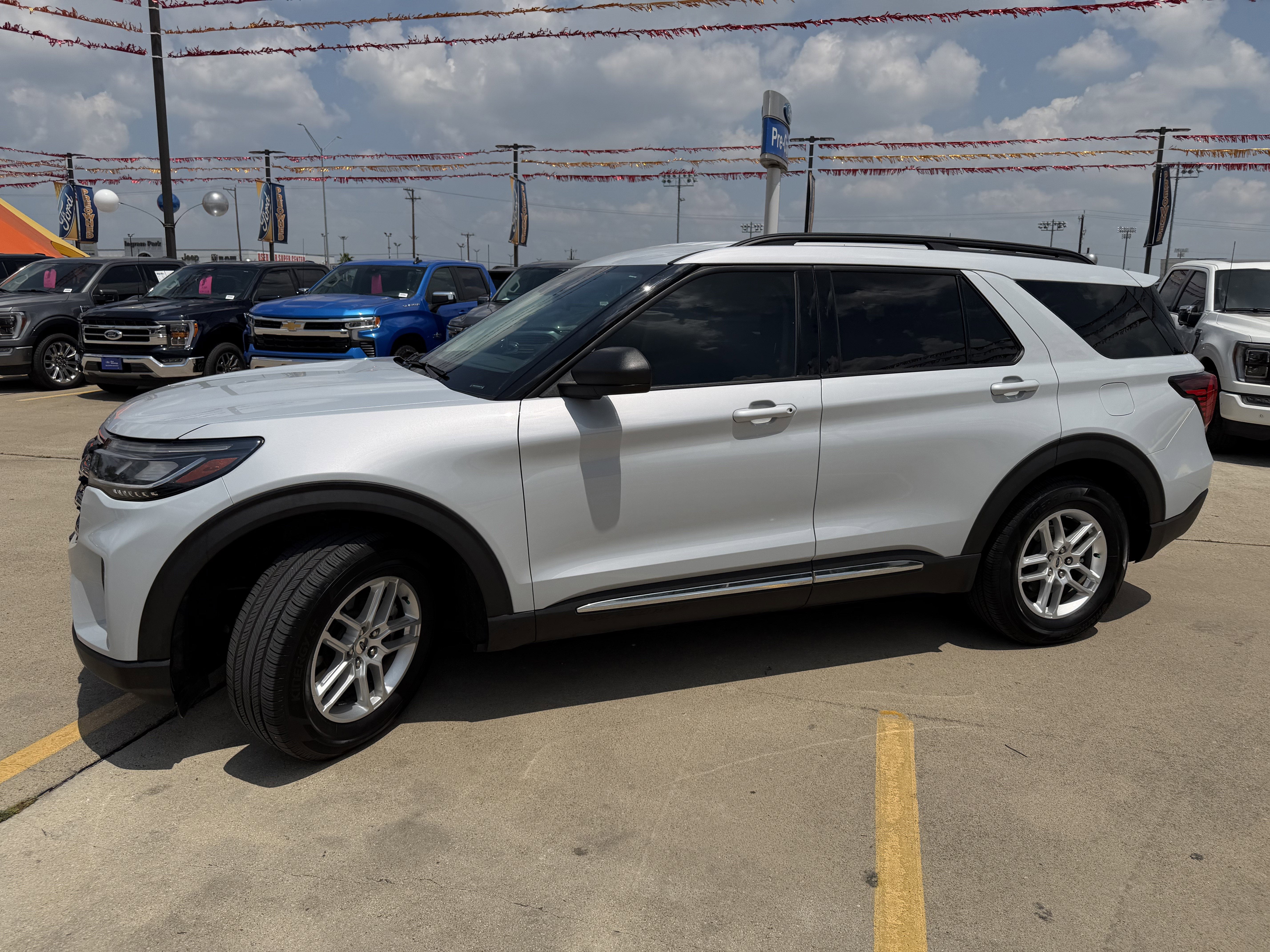 2025 Ford Explorer Active