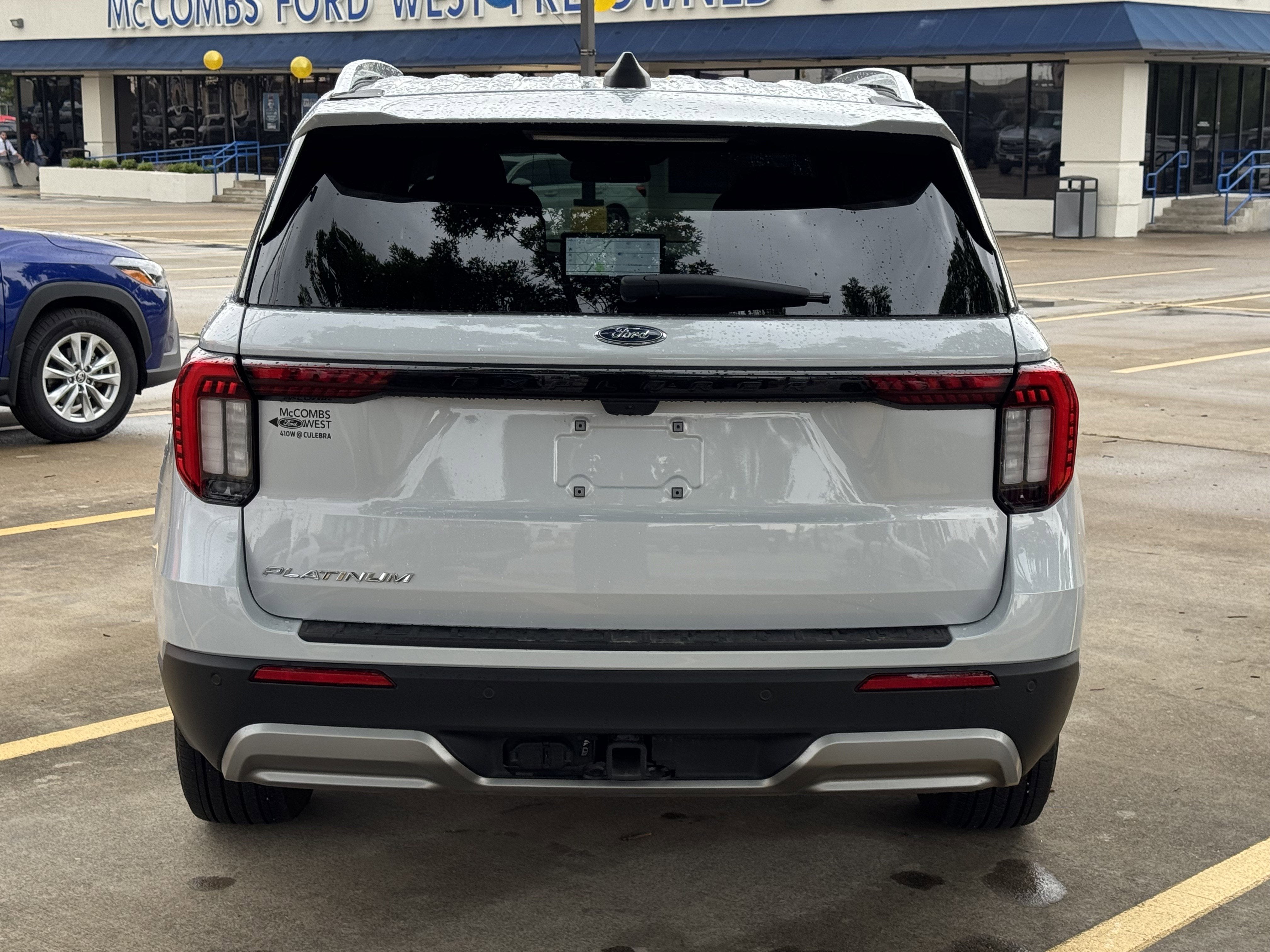 2025 Ford Explorer Platinum