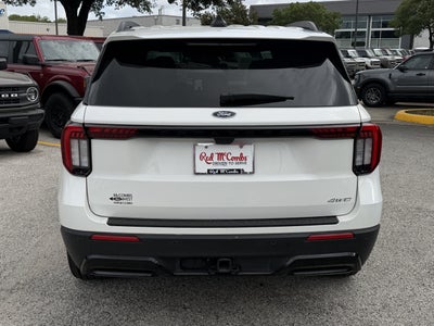 2025 Ford Explorer ST-Line