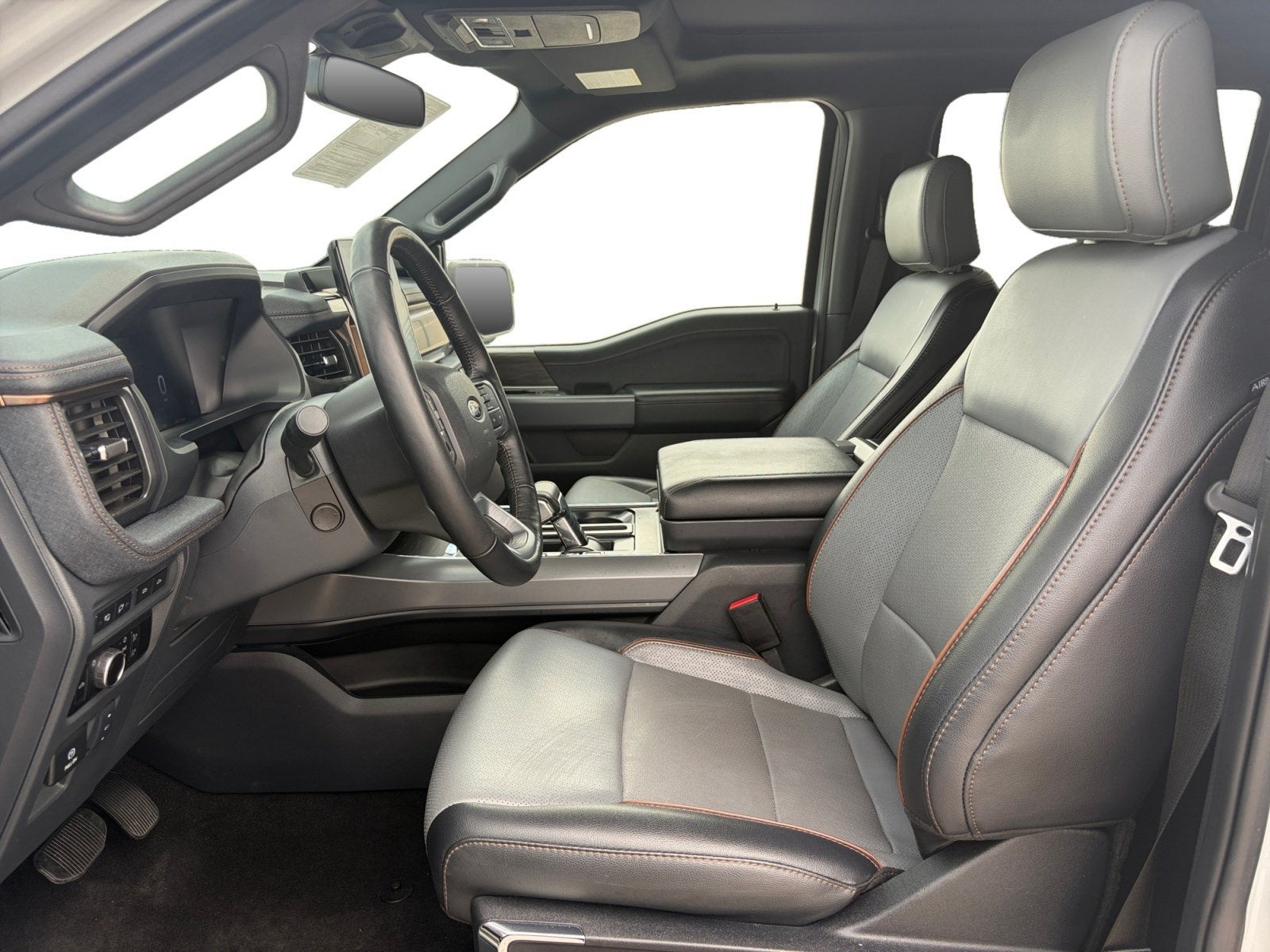 2024 Ford F-150 Lightning Lariat®