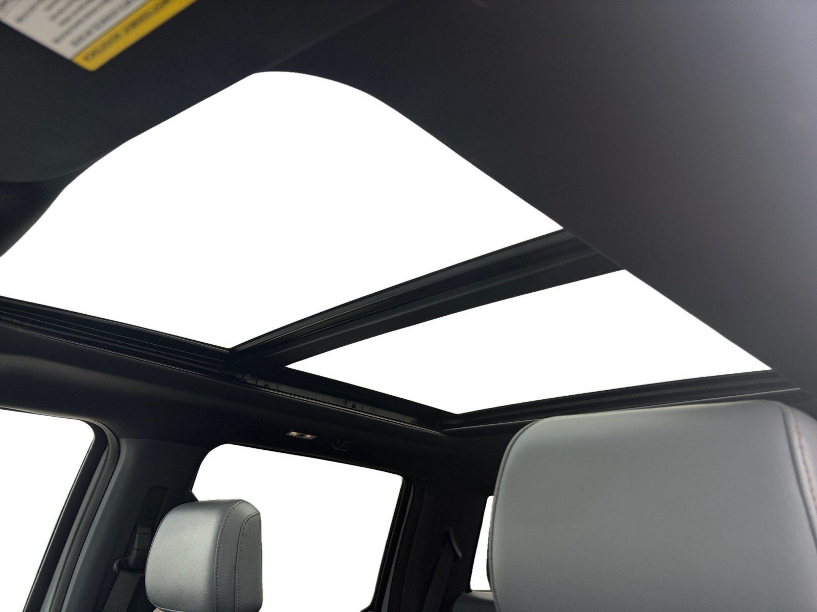 2024 Ford F-150 Lightning Lariat®
