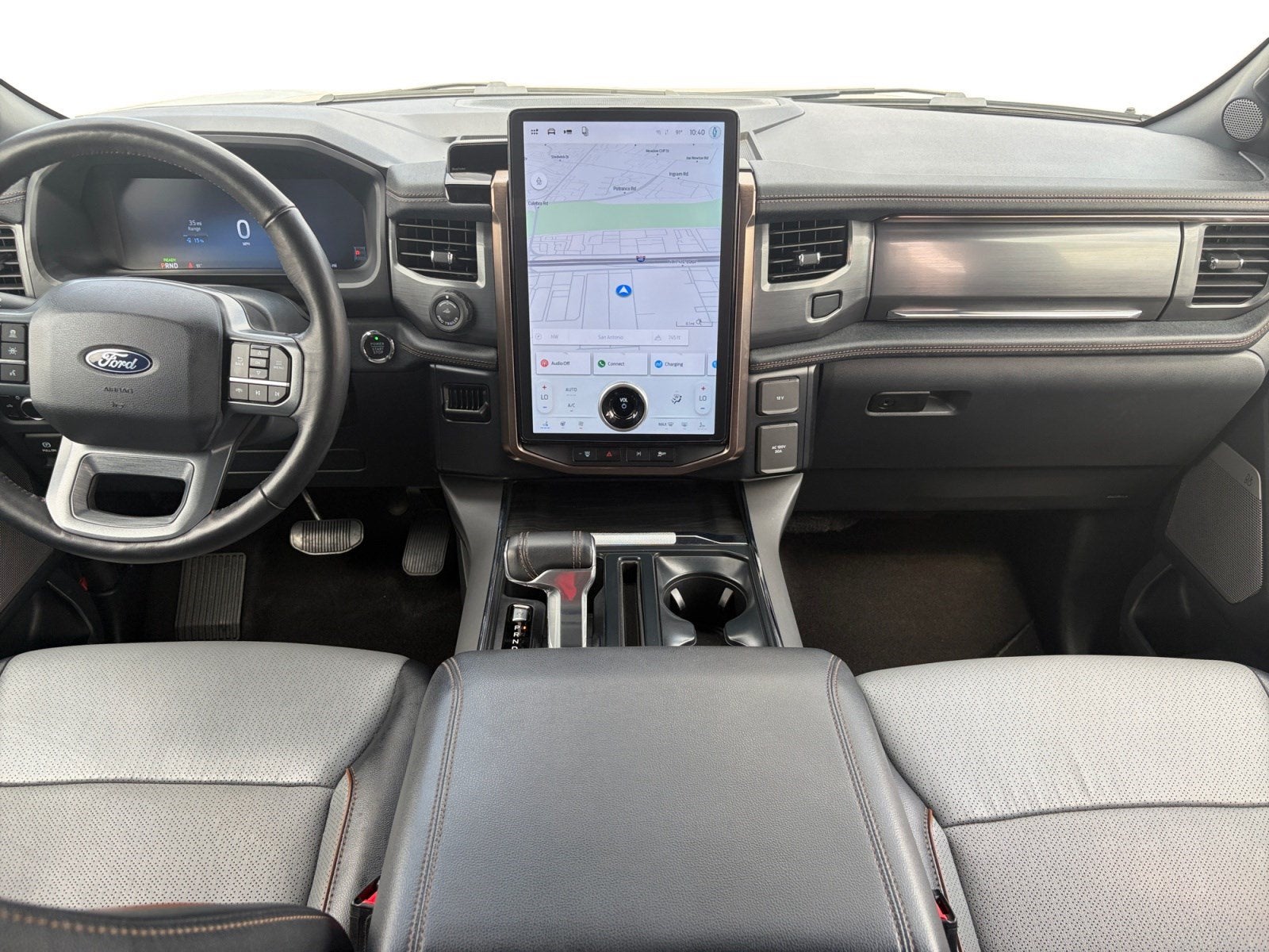 2024 Ford F-150 Lightning Lariat®
