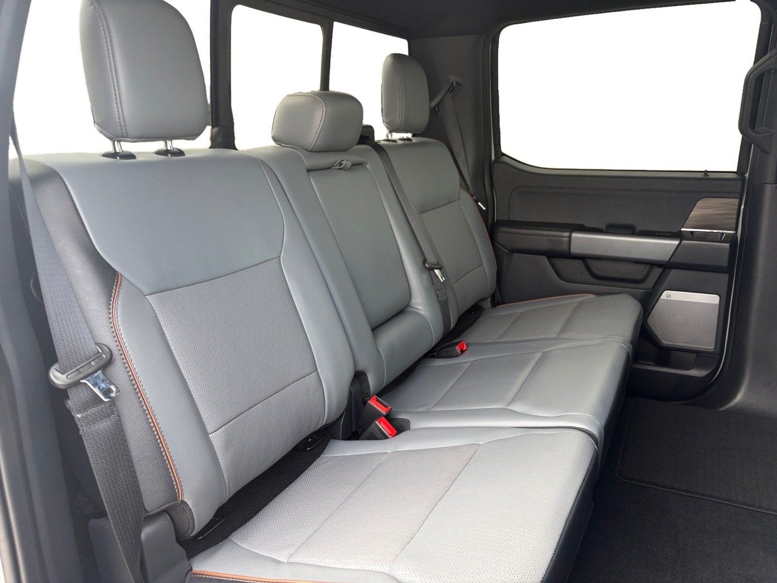 2024 Ford F-150 Lightning Lariat®