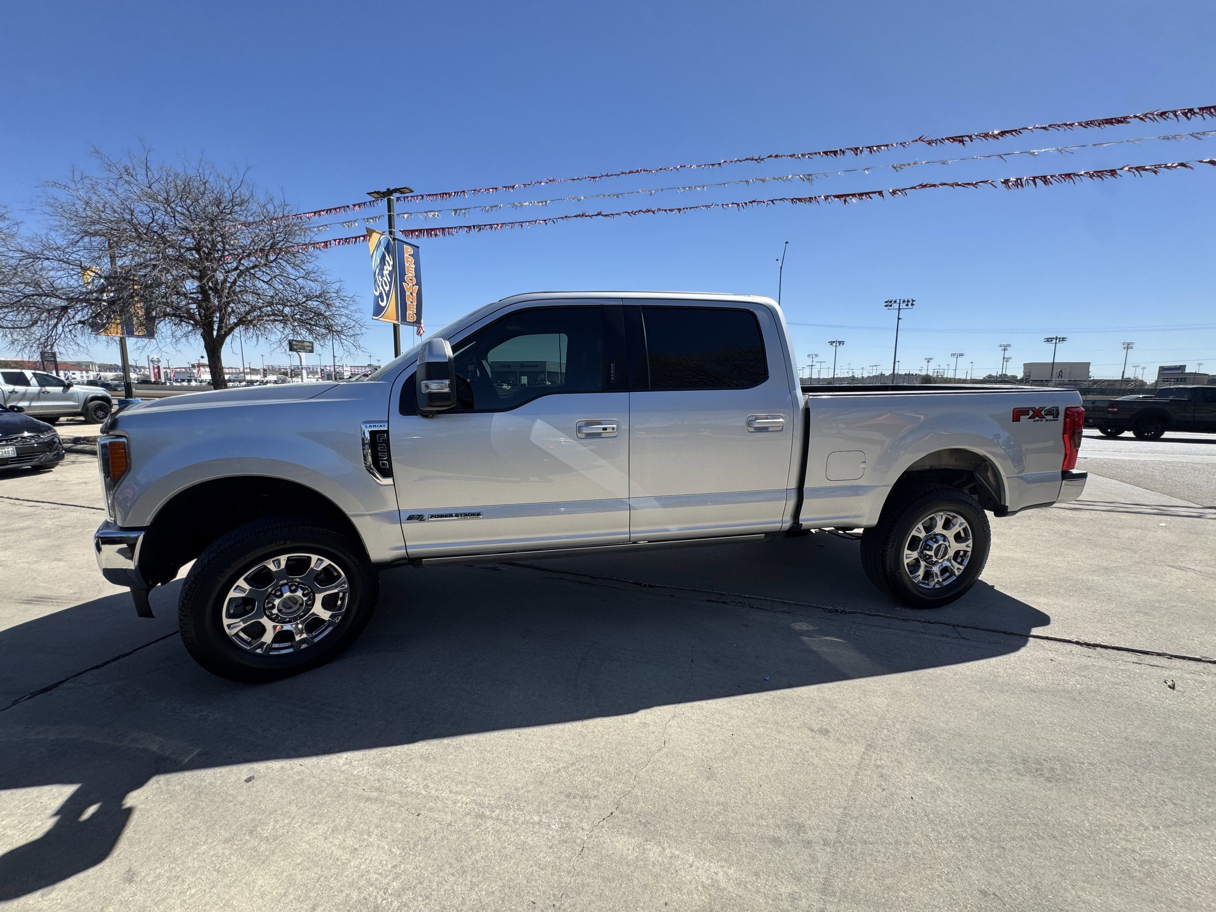 2019 Ford Super Duty F-250 SRW Lariat