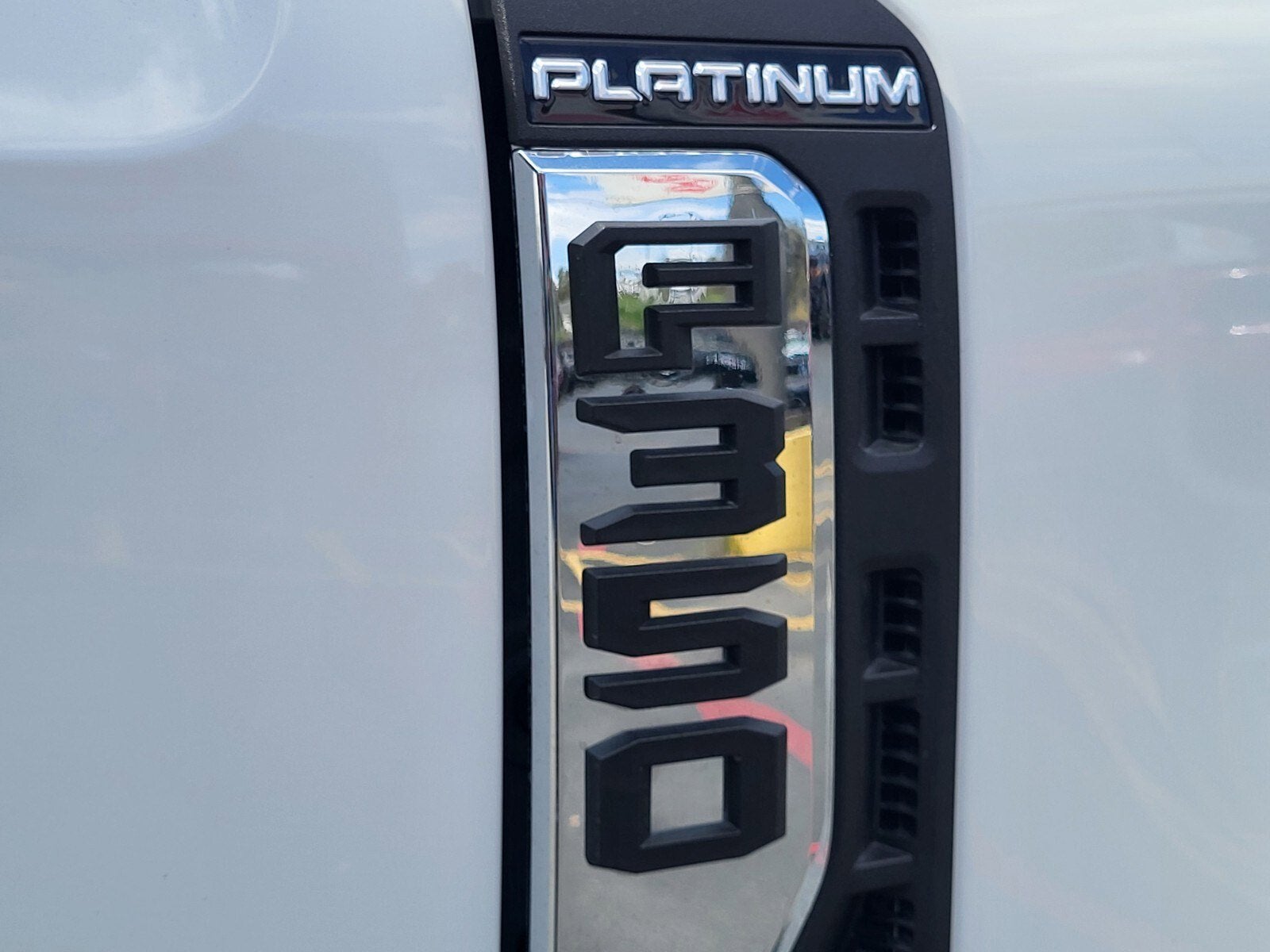 2026 Ford F-350 Platinum