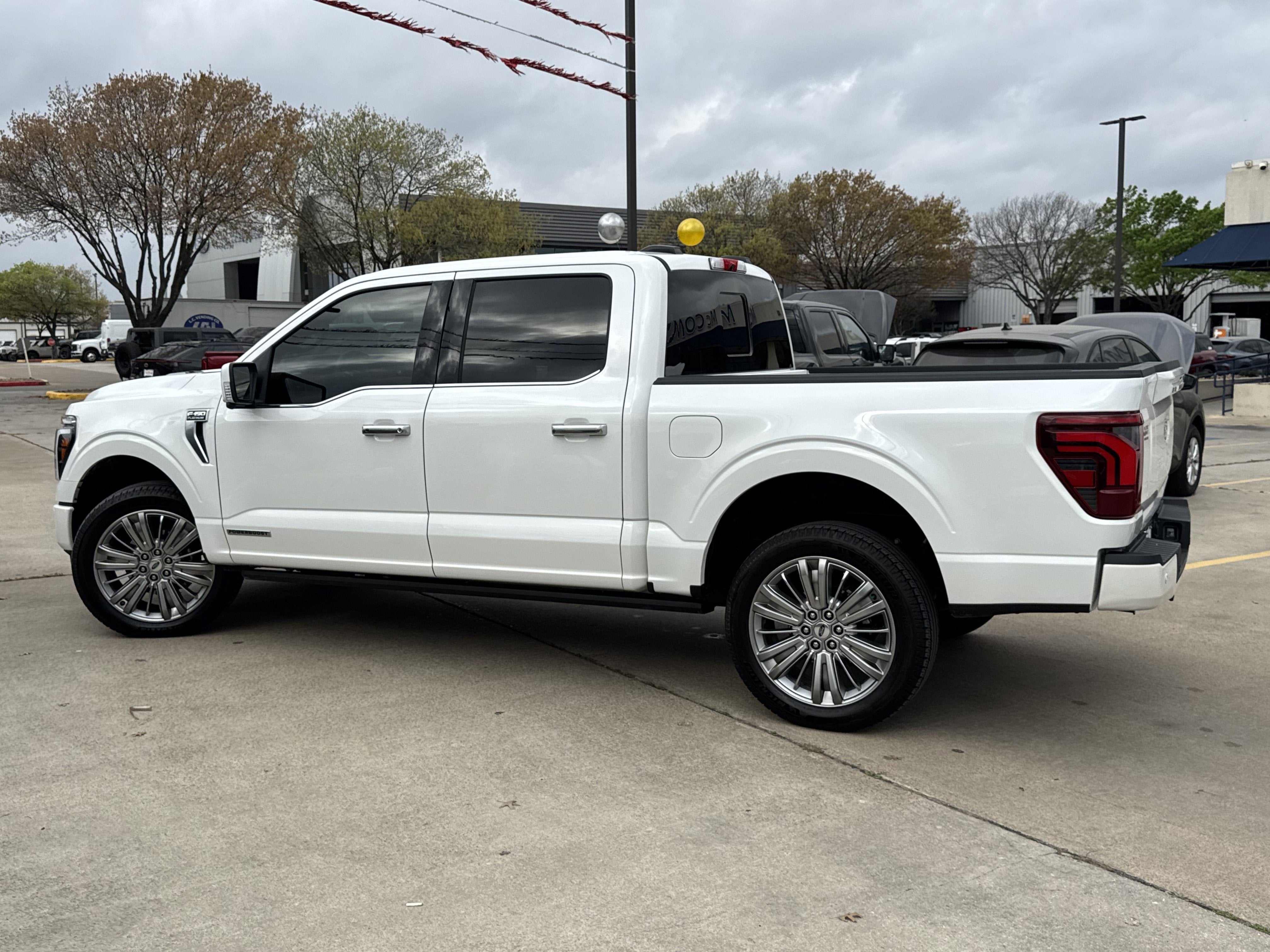 2025 Ford F-150 Platinum
