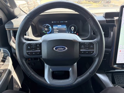 2023 Ford F-150 Lightning Lariat