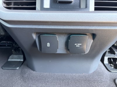 2023 Ford F-150 Lightning Lariat