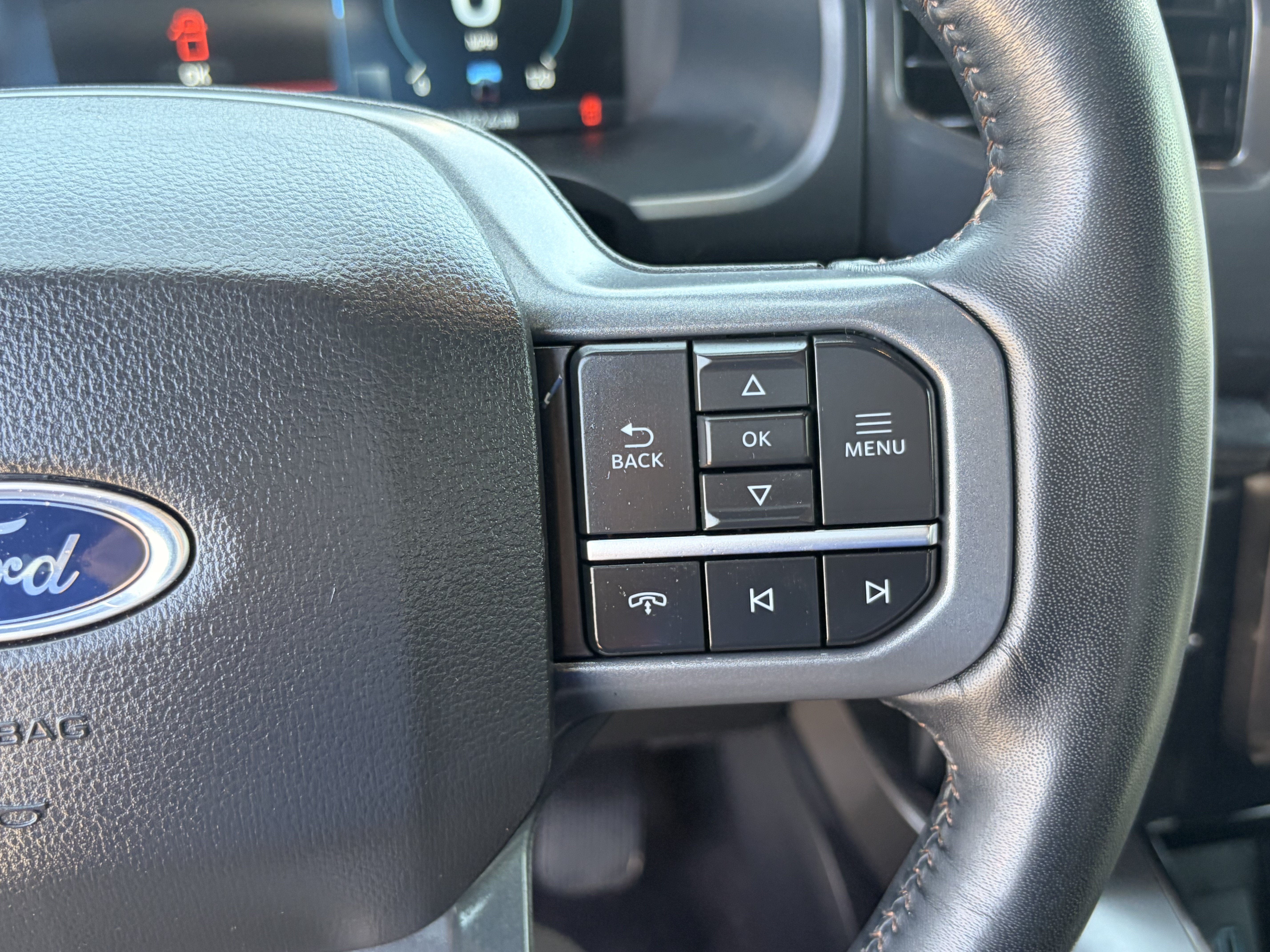 2023 Ford F-150 Lightning Lariat