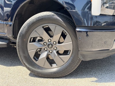 2023 Ford F-150 Lightning Lariat