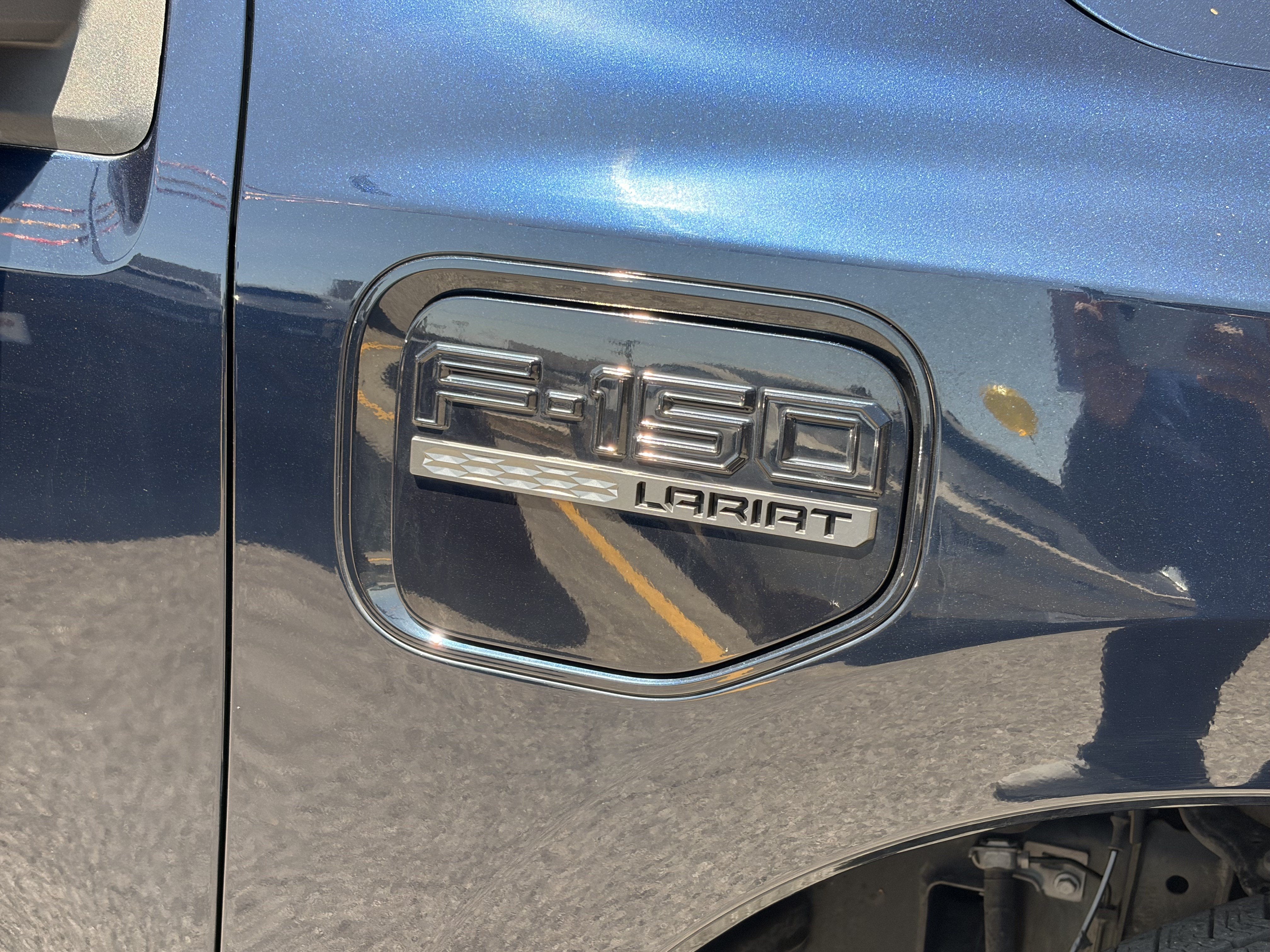 2023 Ford F-150 Lightning Lariat