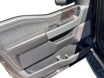 2023 Ford F-150 Lightning Lariat