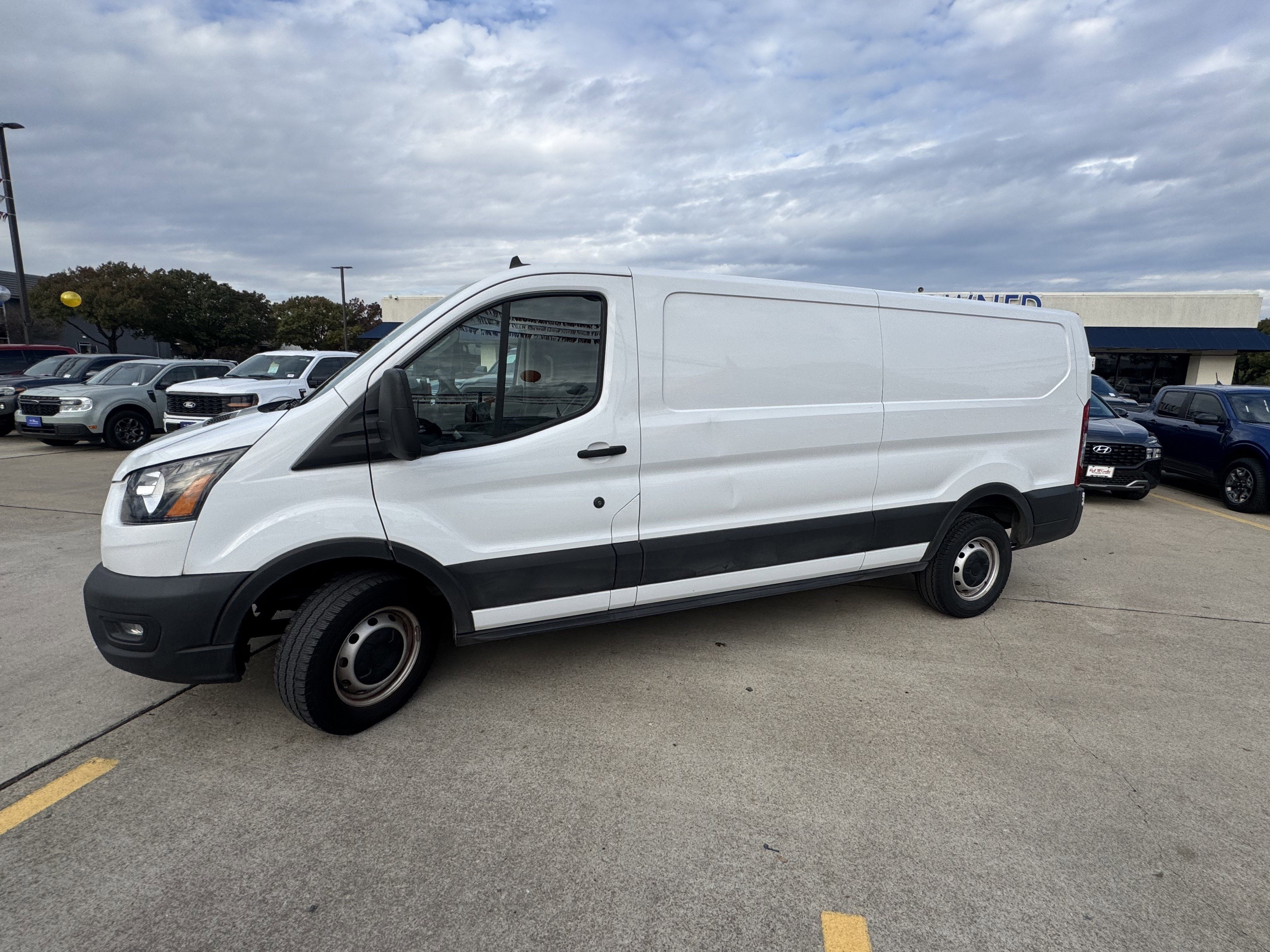 2022 Ford Transit-150 T150 LOW 8670