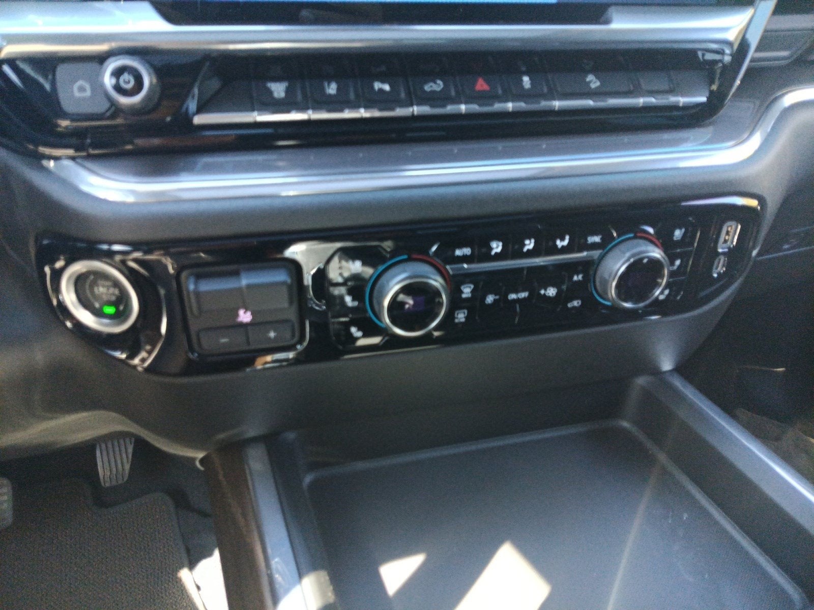 2024 Chevrolet Silverado 3500HD High Country