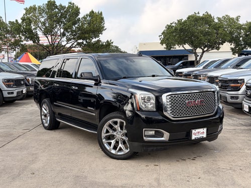 2017 GMC Yukon XL Denali