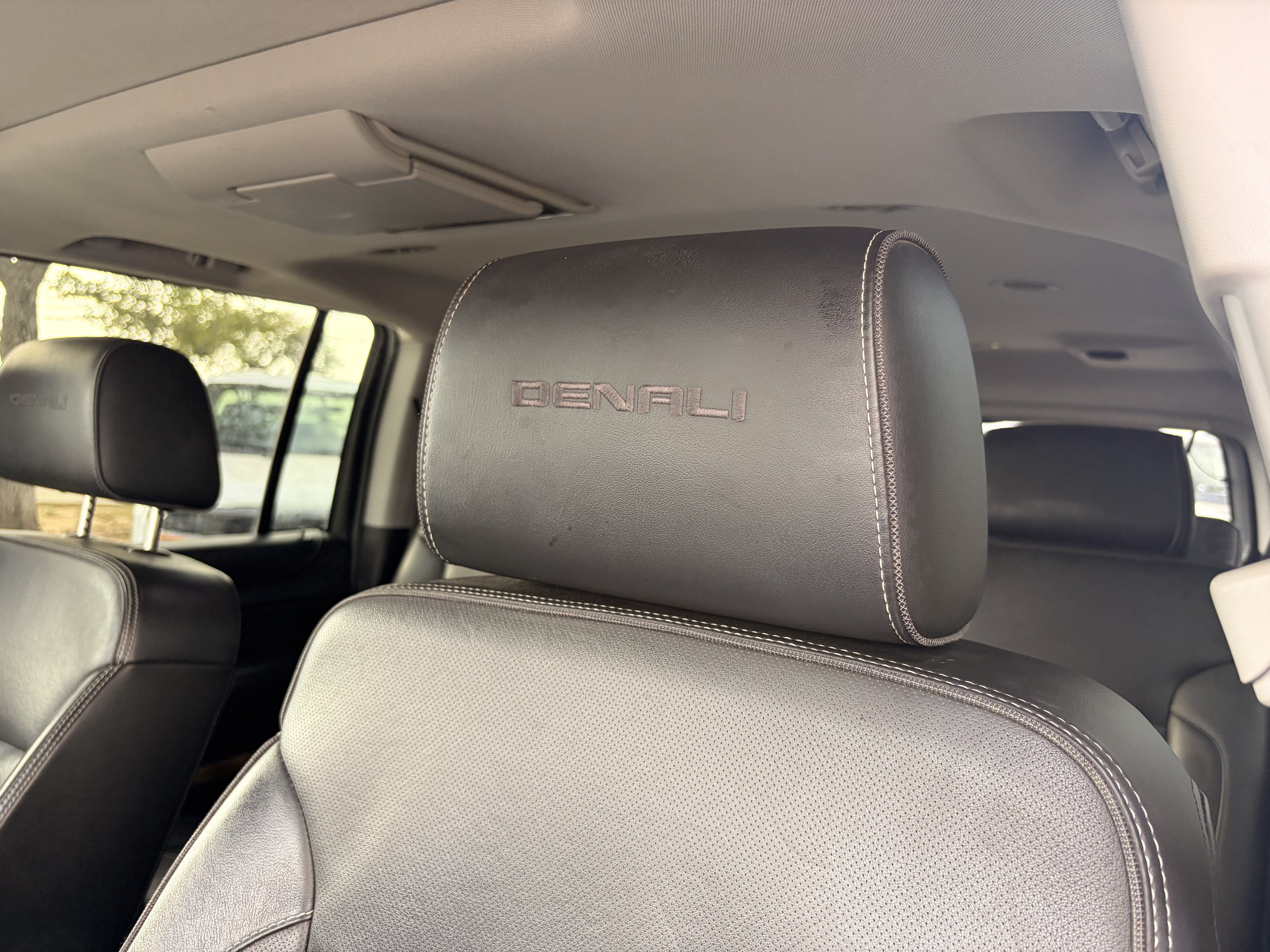 2017 GMC Yukon XL Denali