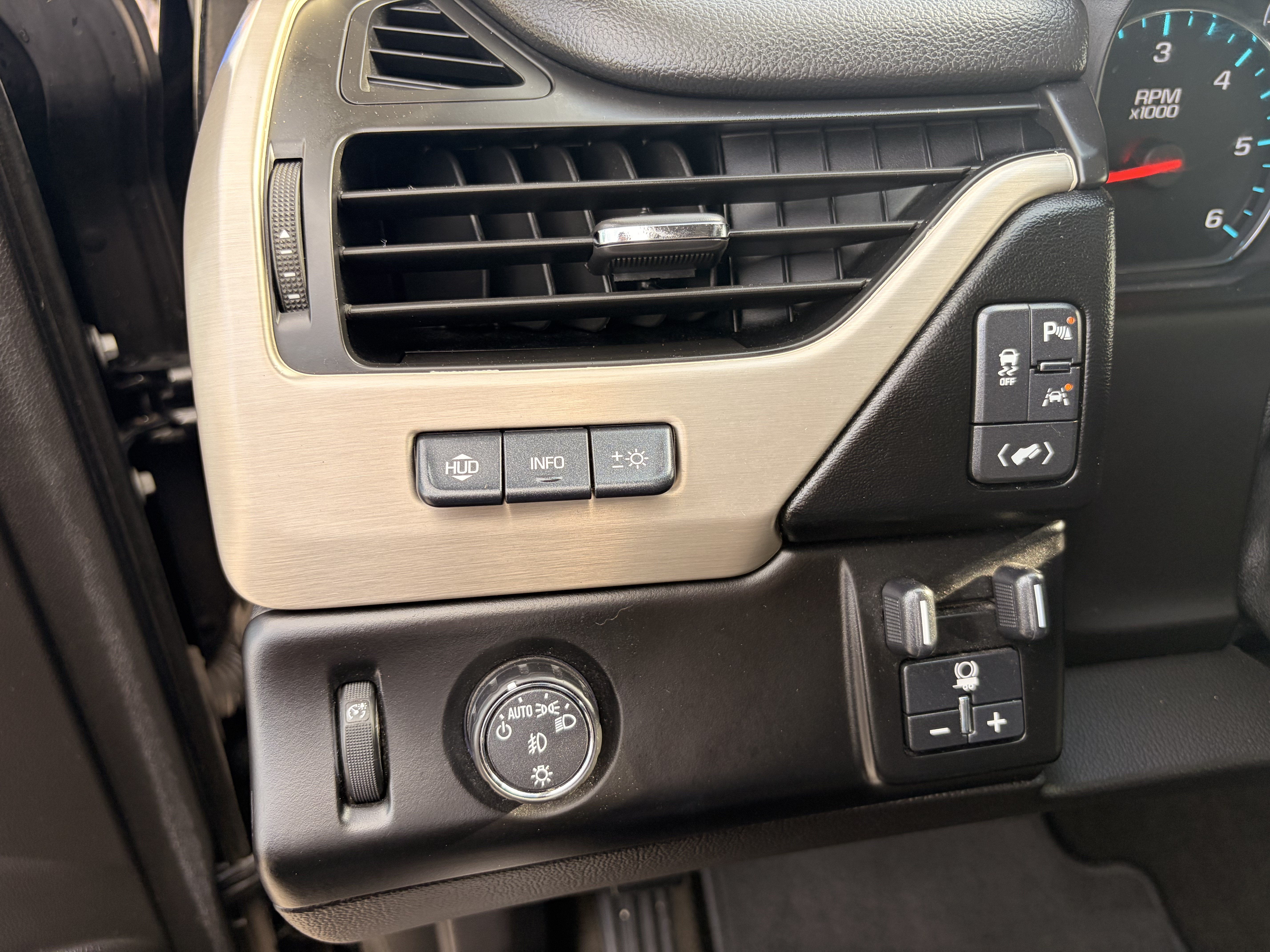 2017 GMC Yukon XL Denali