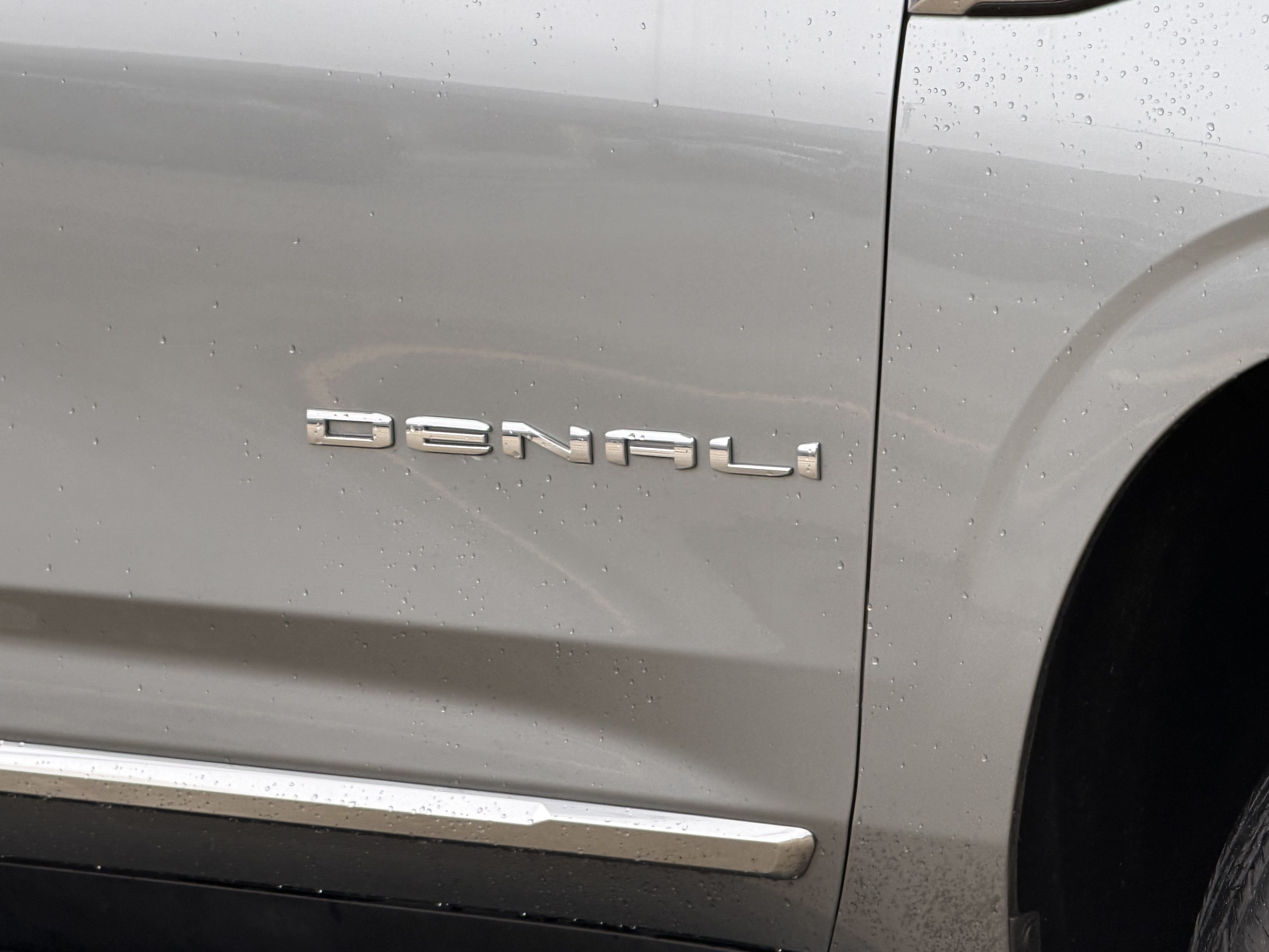2025 GMC Yukon Denali