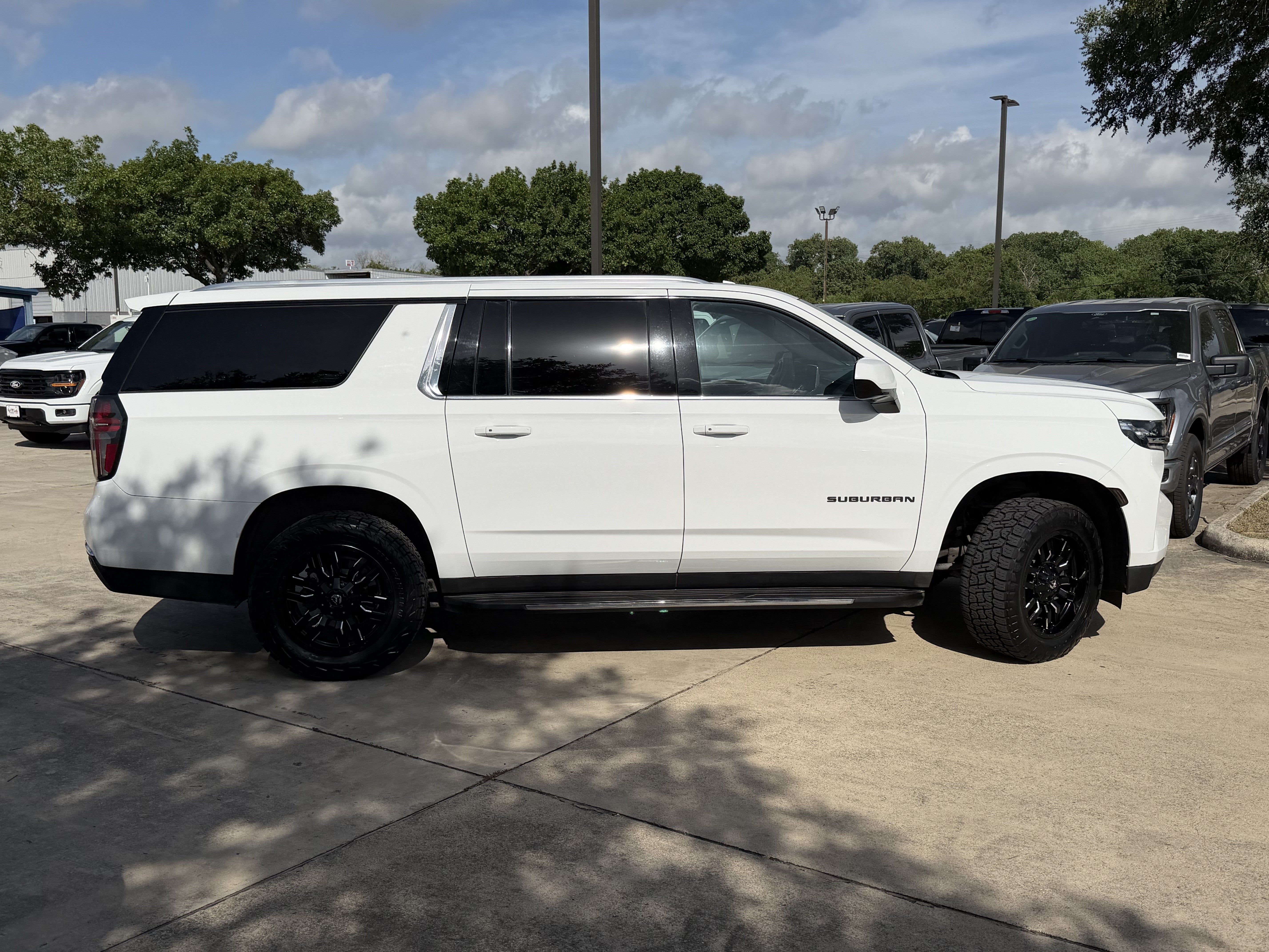2021 Chevrolet Suburban LT