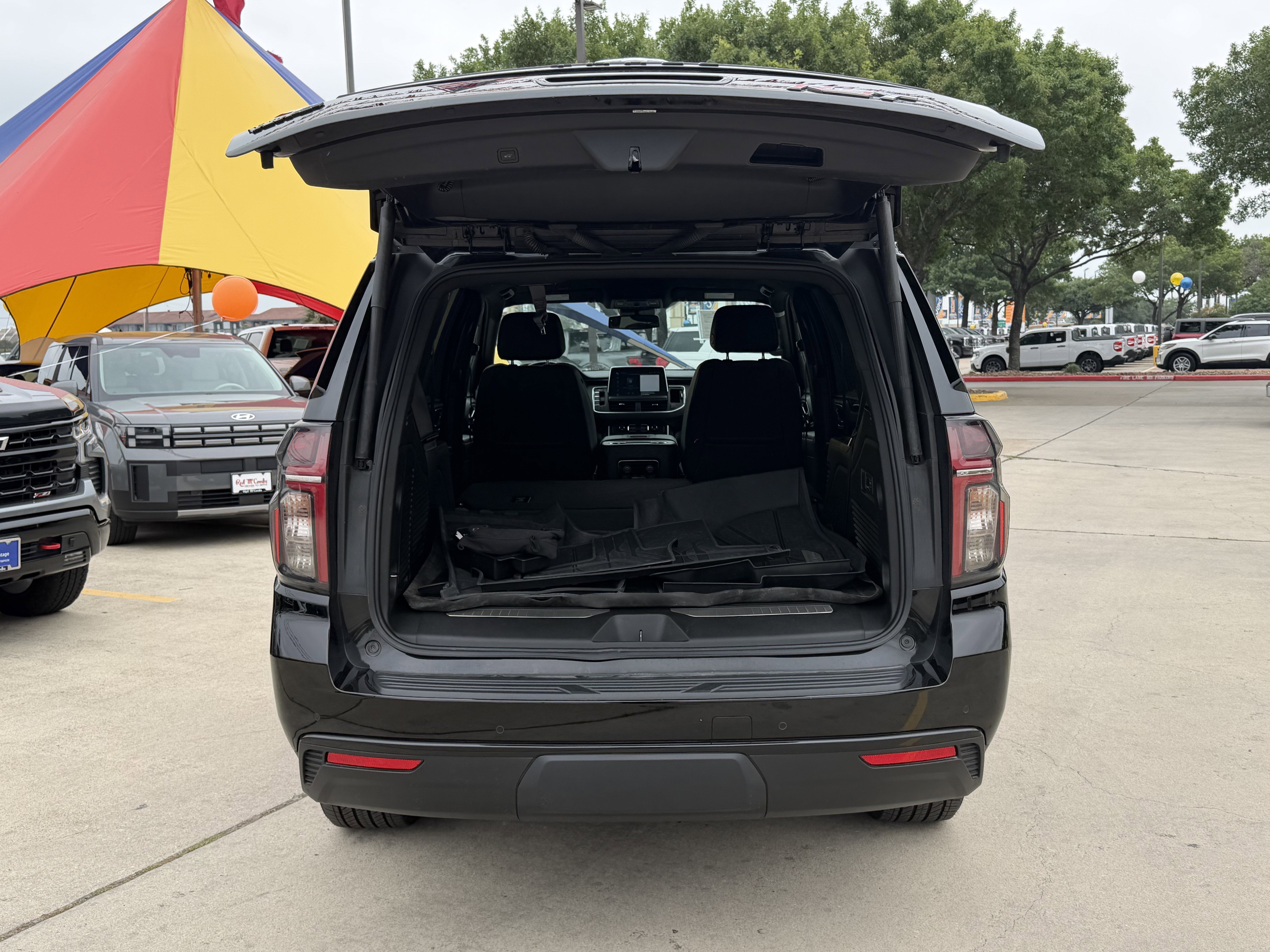 2023 Chevrolet Tahoe RST