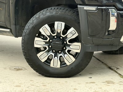 2025 GMC Sierra 3500HD Denali