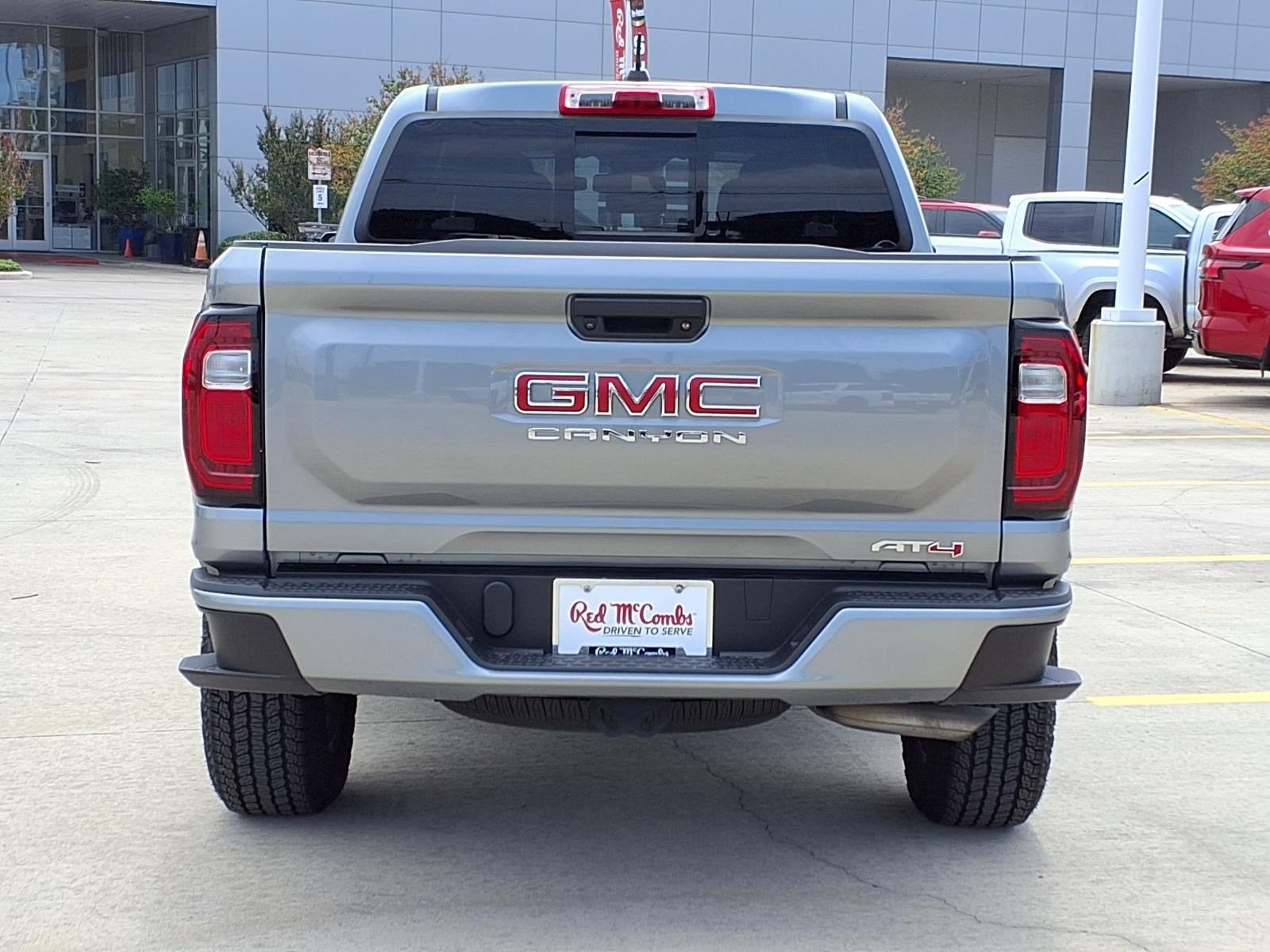 2023 GMC Canyon AT4
