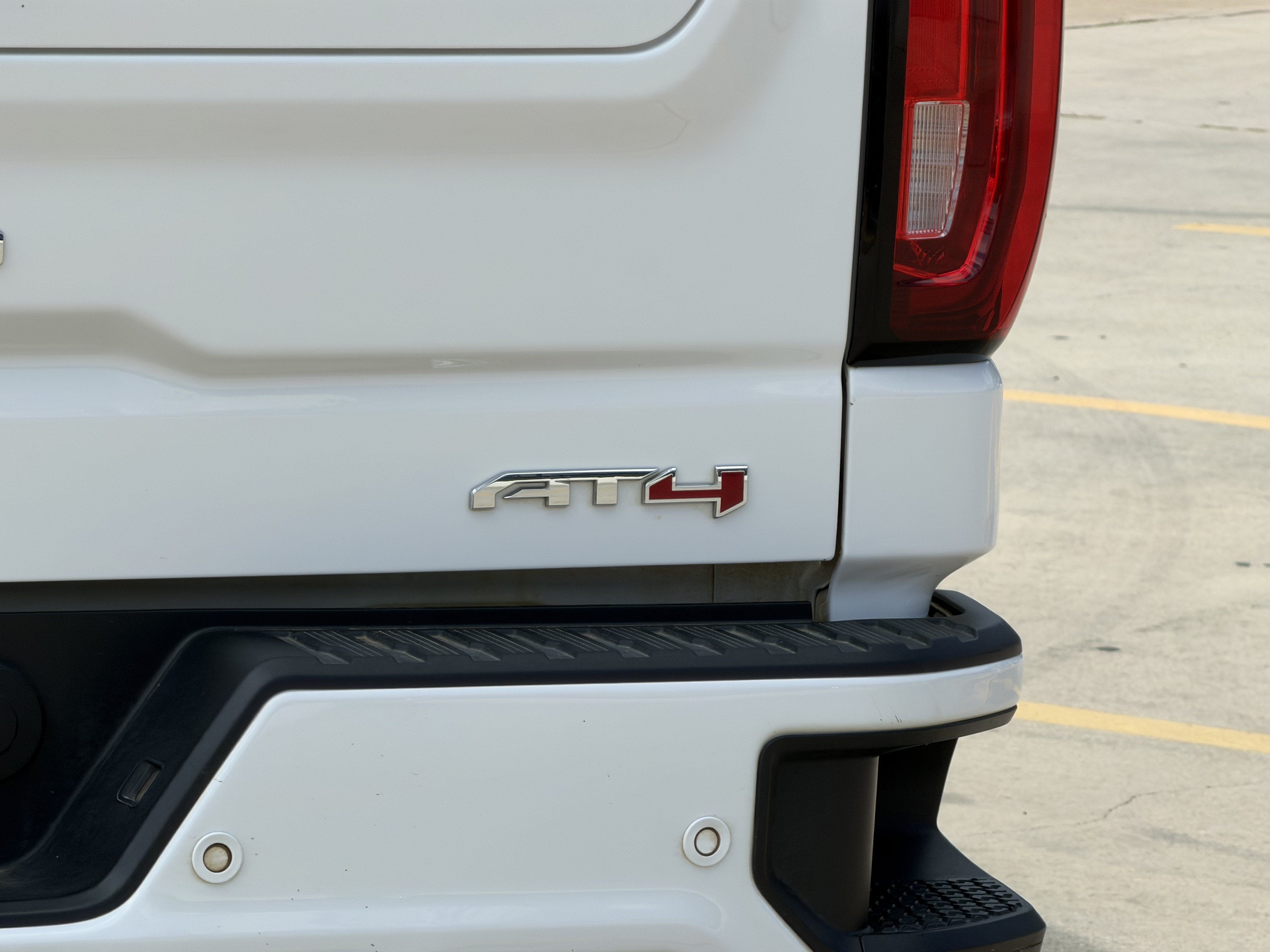 2025 GMC Sierra 1500 AT4