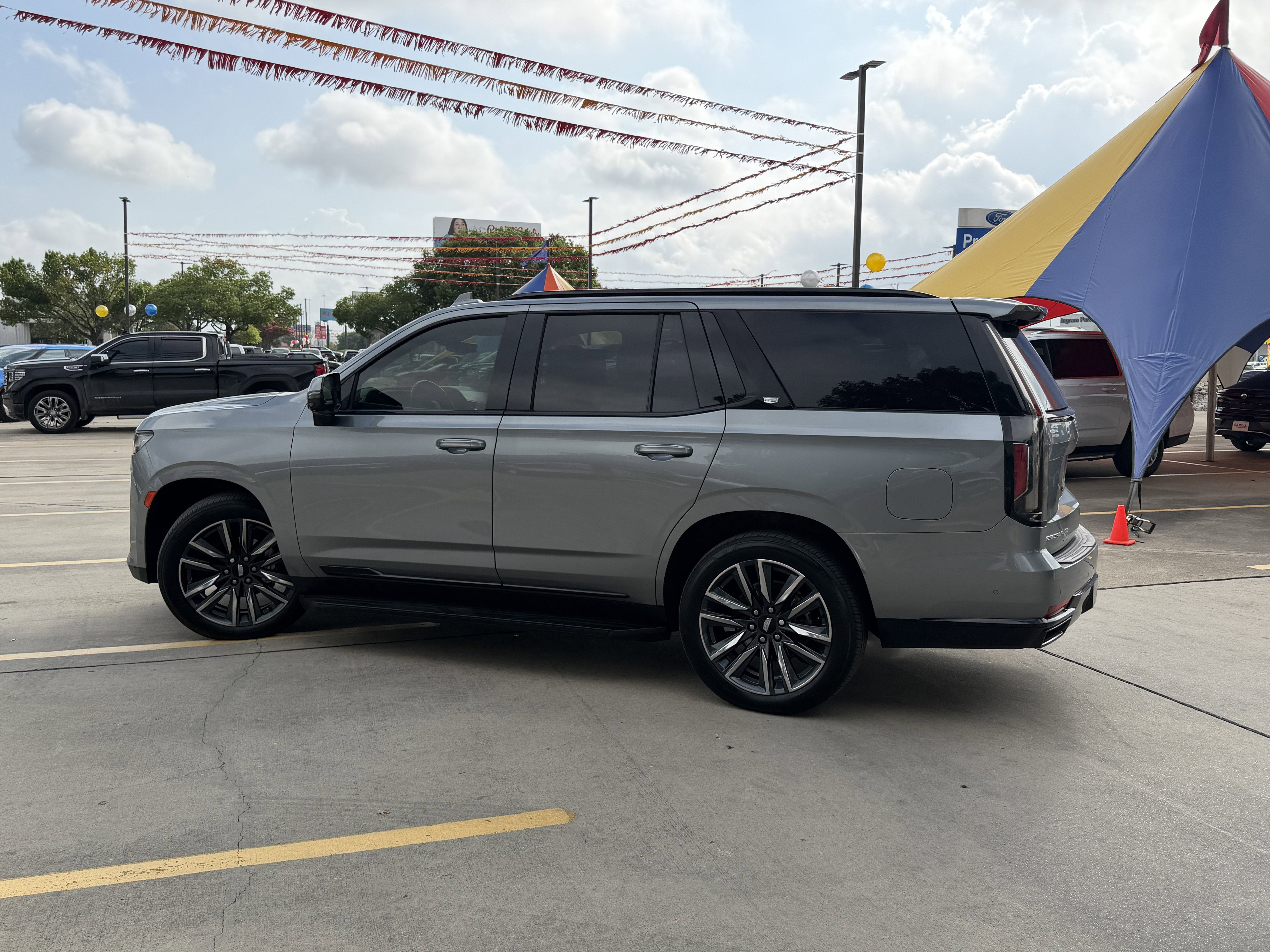 2023 Cadillac Escalade 4WD Sport