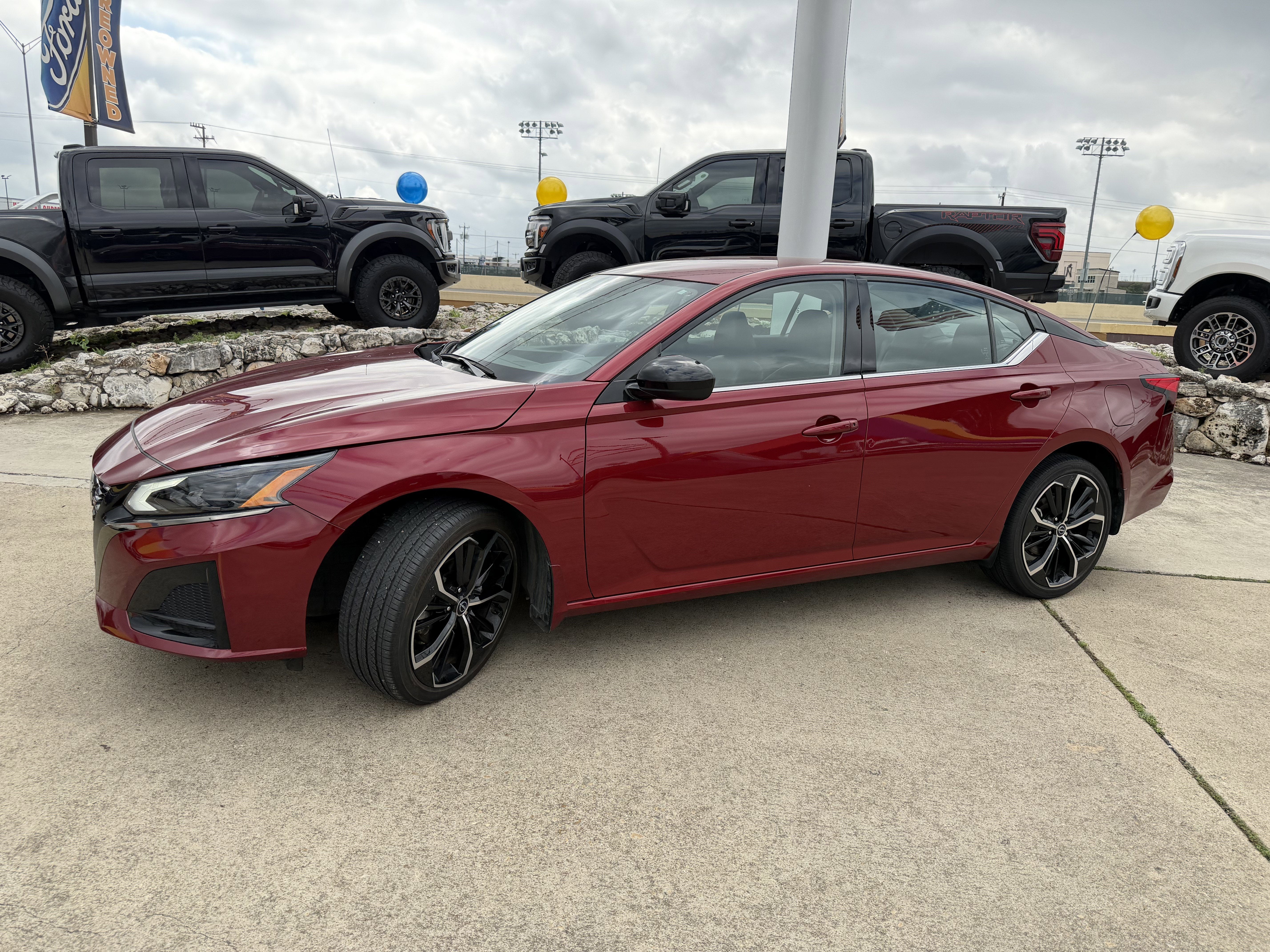 2024 Nissan Altima 2.5 SR