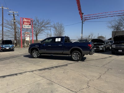 2024 Nissan Titan XD Platinum Reserve
