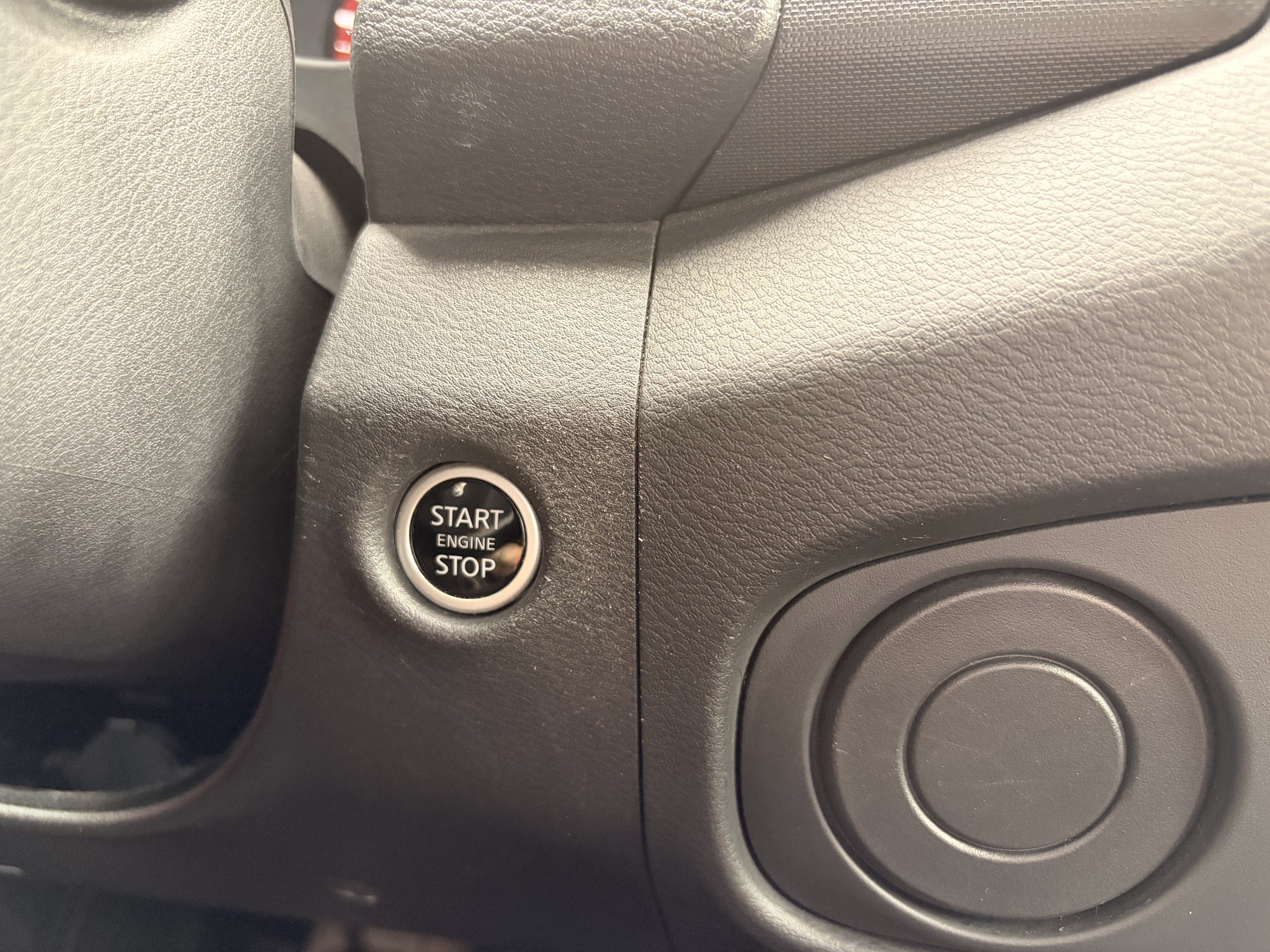 2024 Nissan Frontier PRO-X