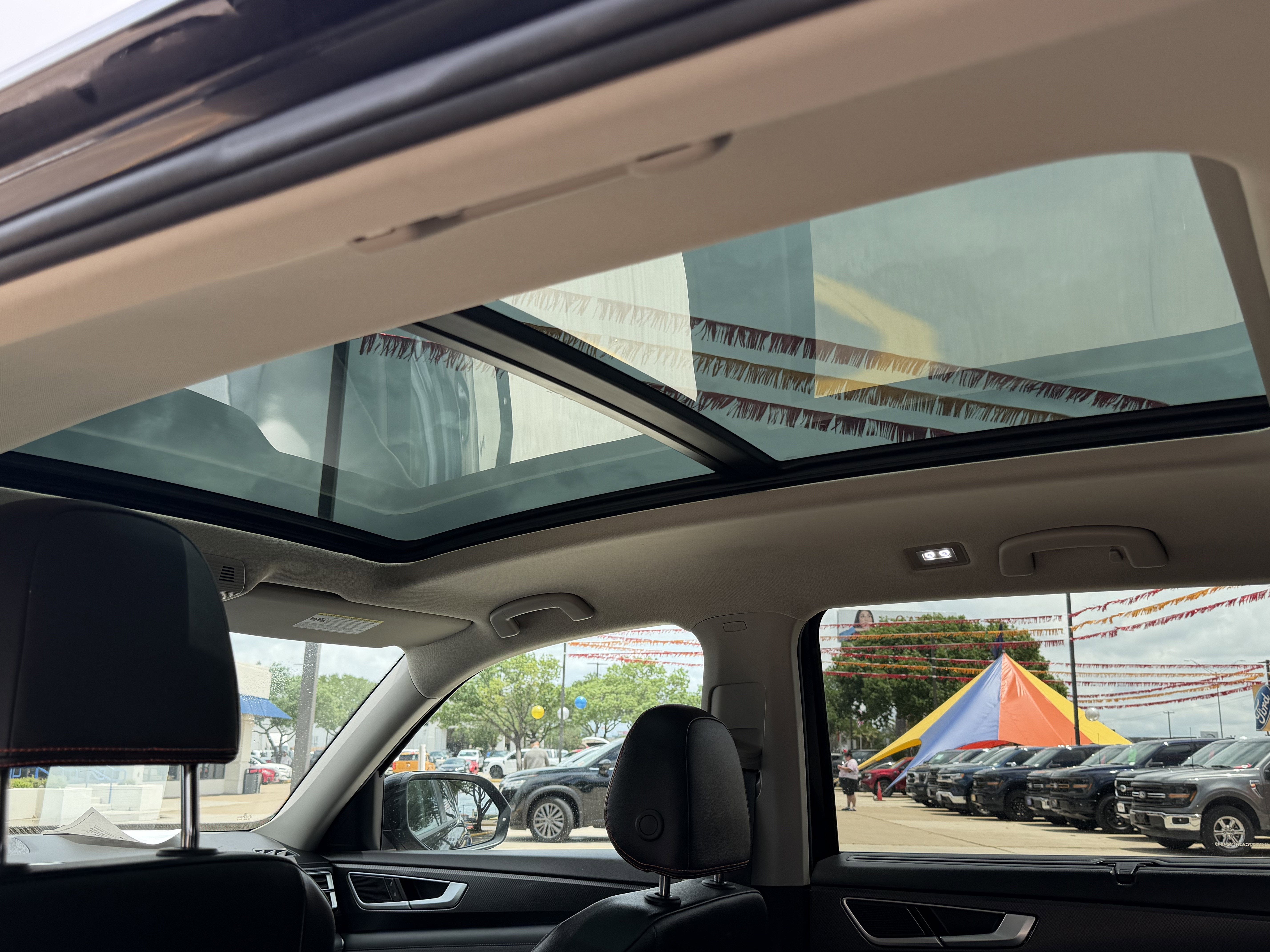 2024 Volkswagen Atlas 2.0T Peak Edition SE w/Technology