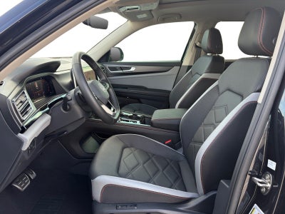 2024 Volkswagen Atlas 2.0T Peak Edition SEL