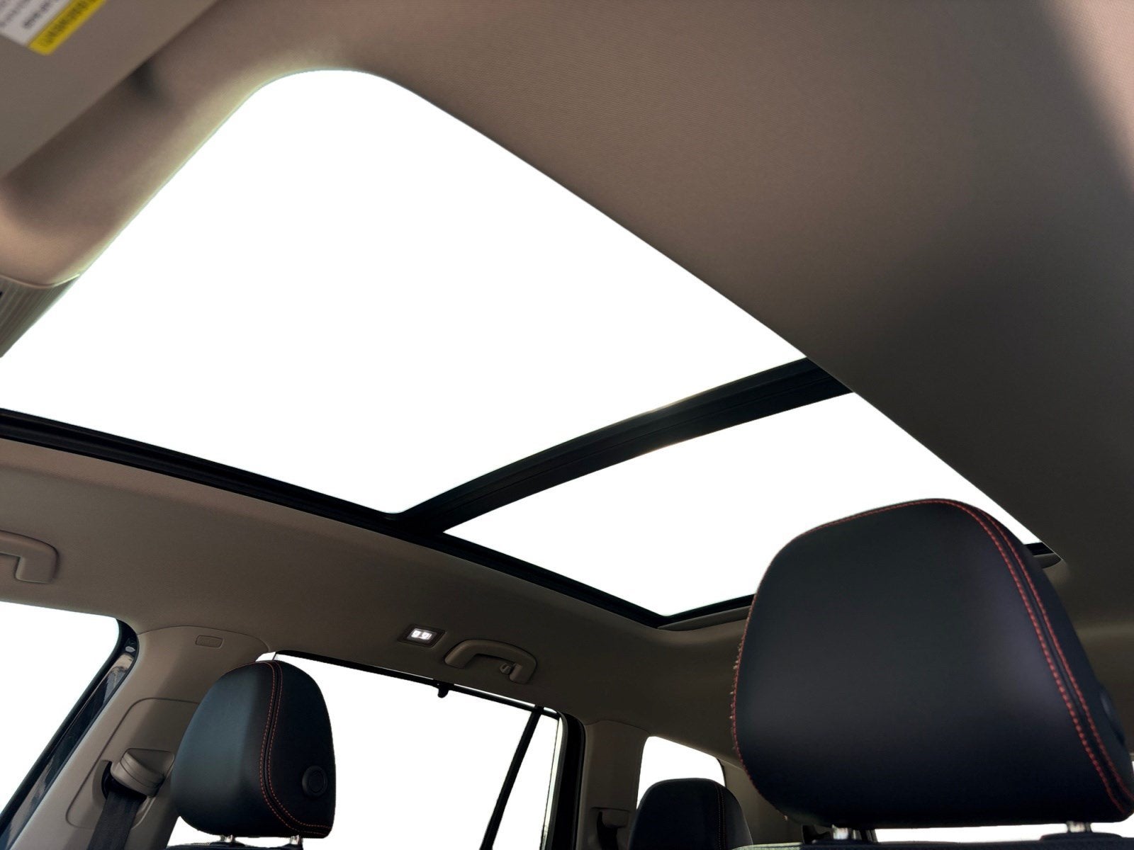 2024 Volkswagen Atlas 2.0T Peak Edition SEL