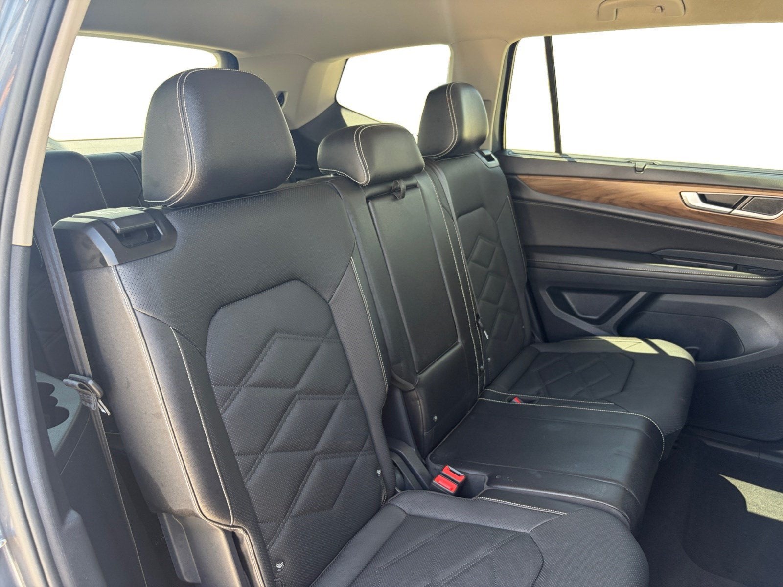 2025 Volkswagen Atlas 2.0T SE