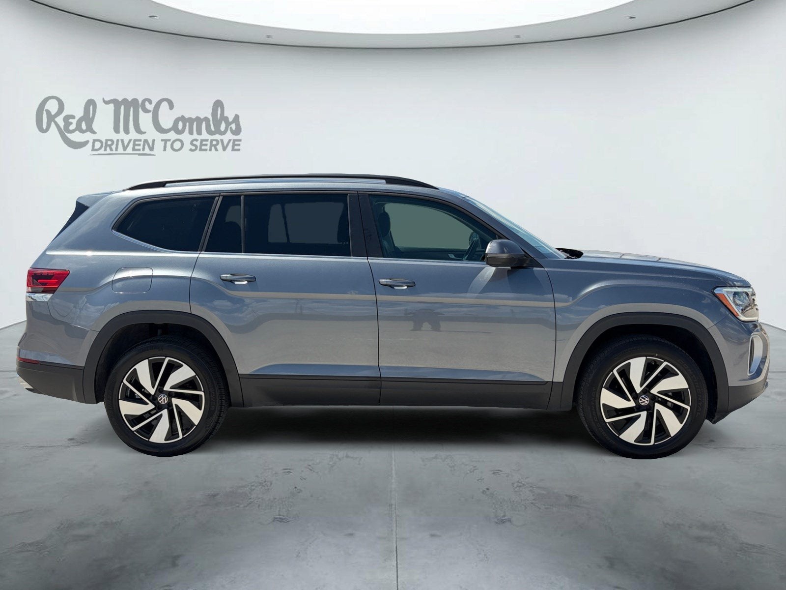 2025 Volkswagen Atlas 2.0T SE